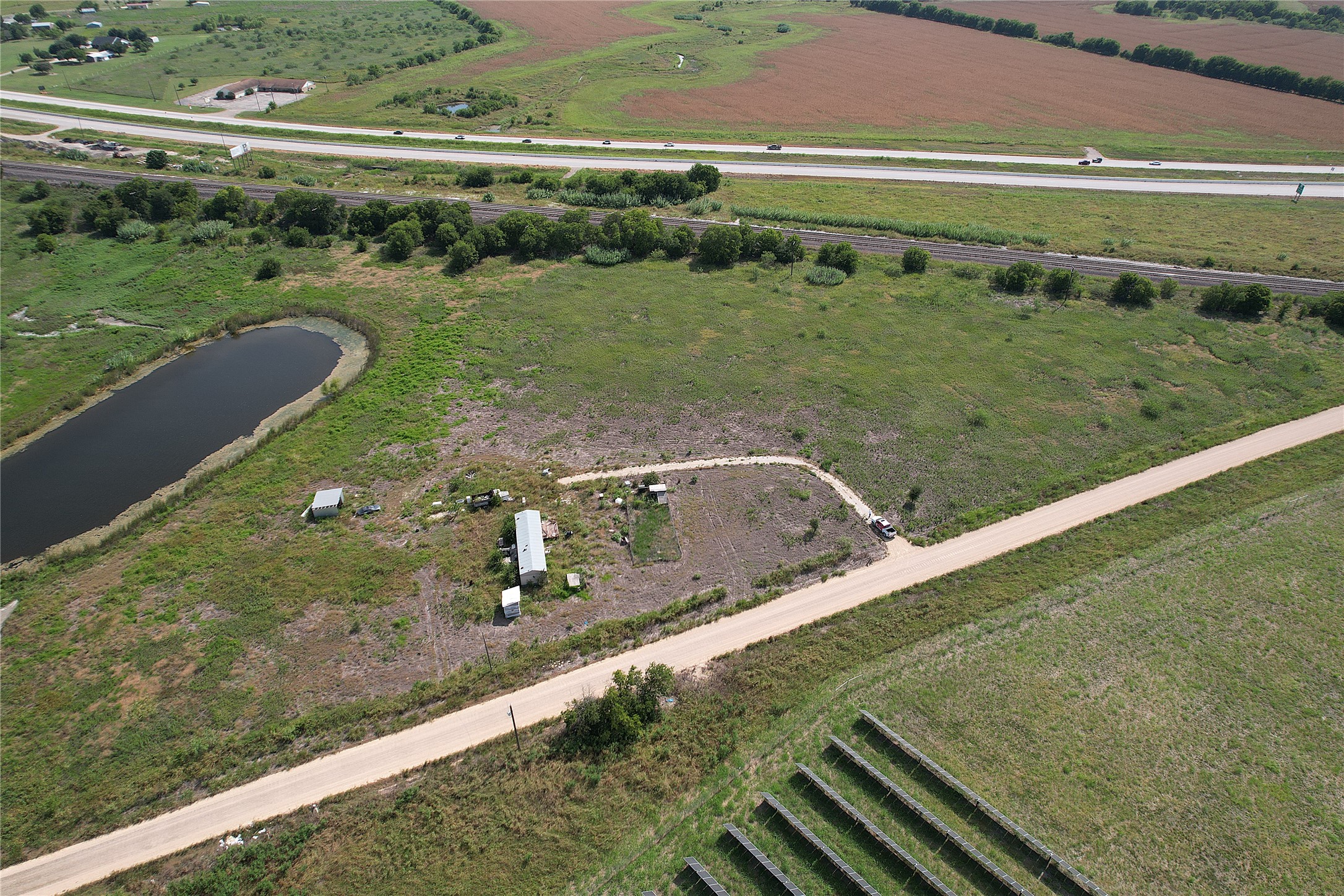 main property photo 6