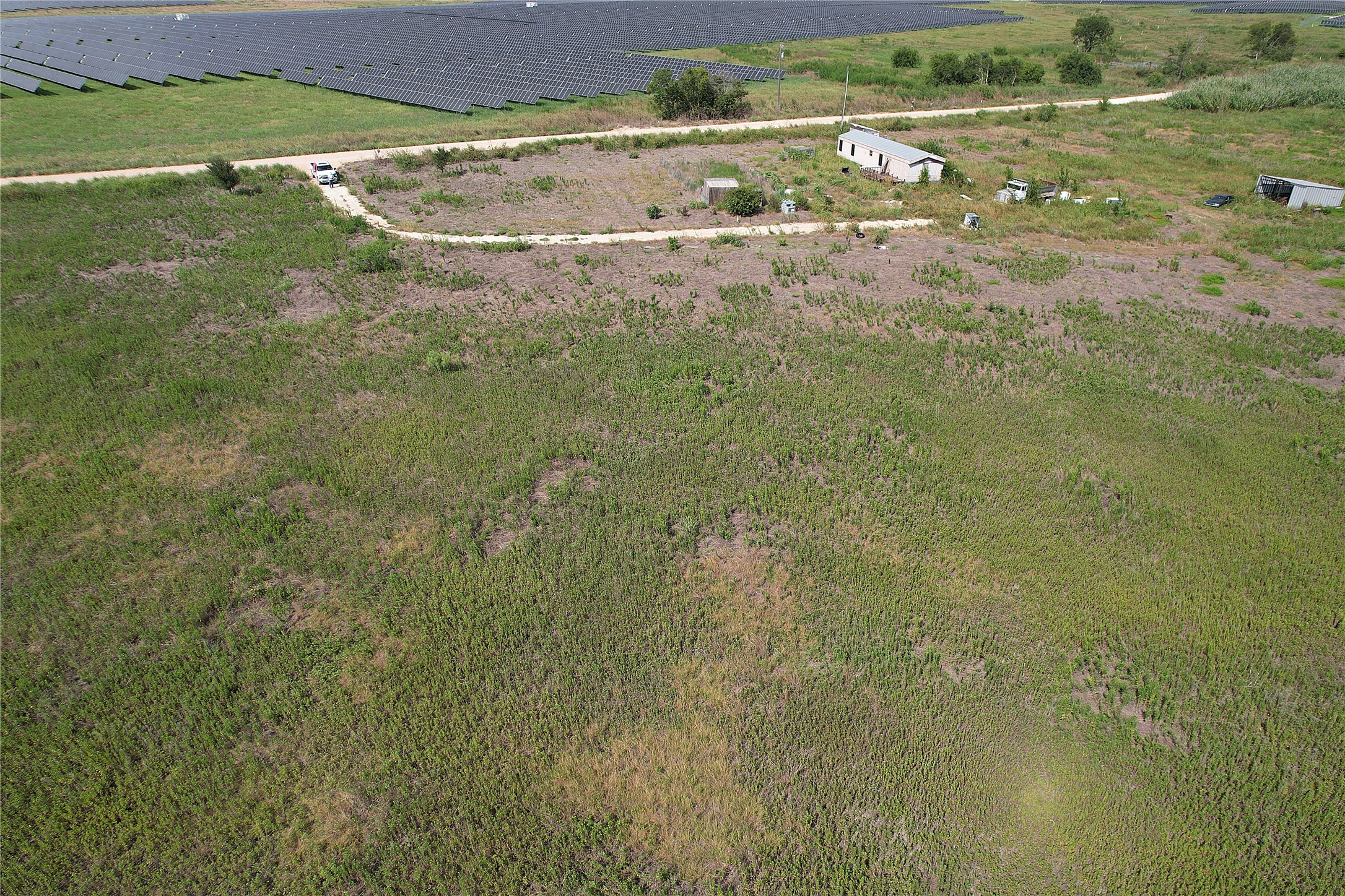 main property photo 8