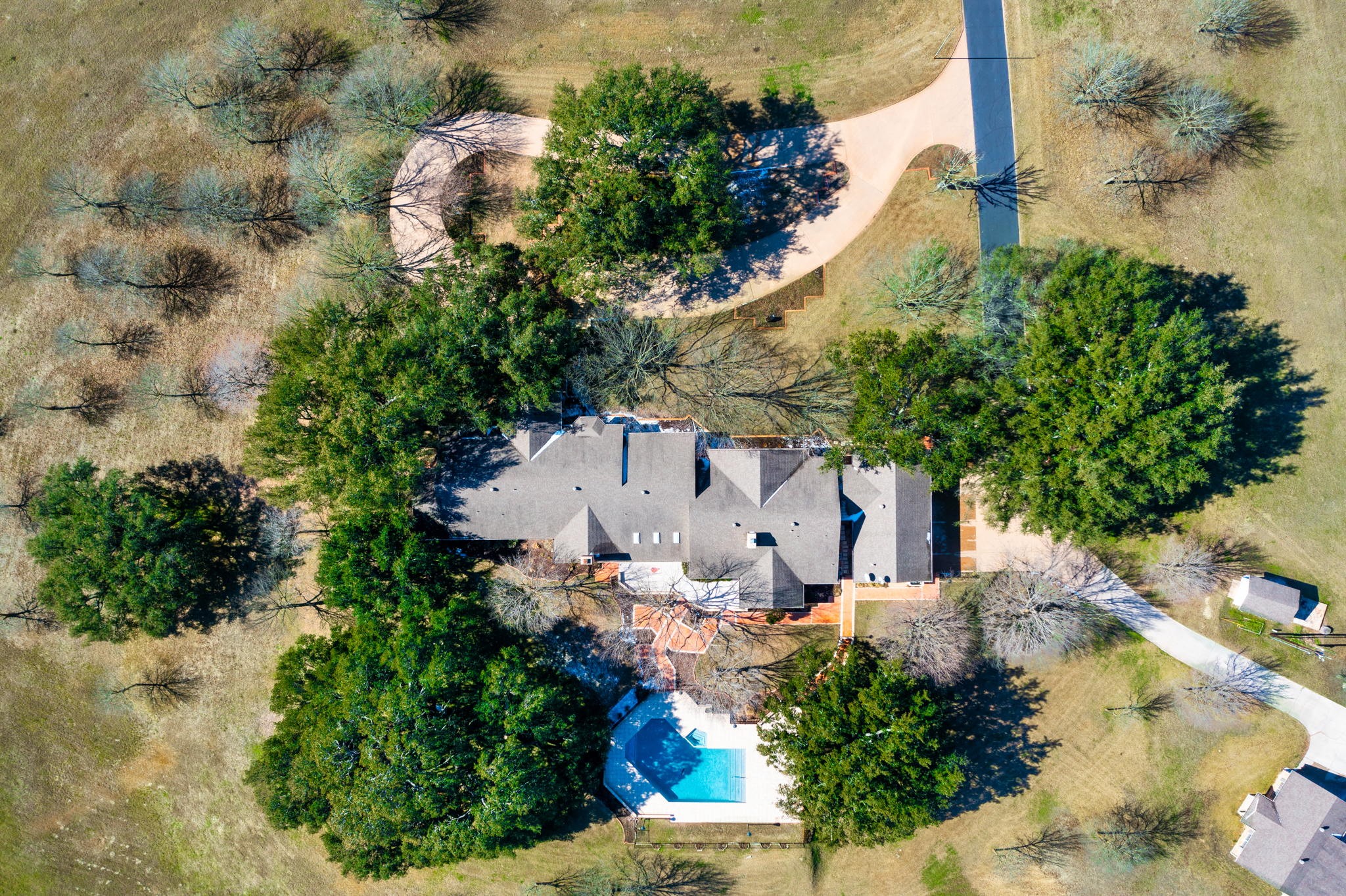 main property photo 12