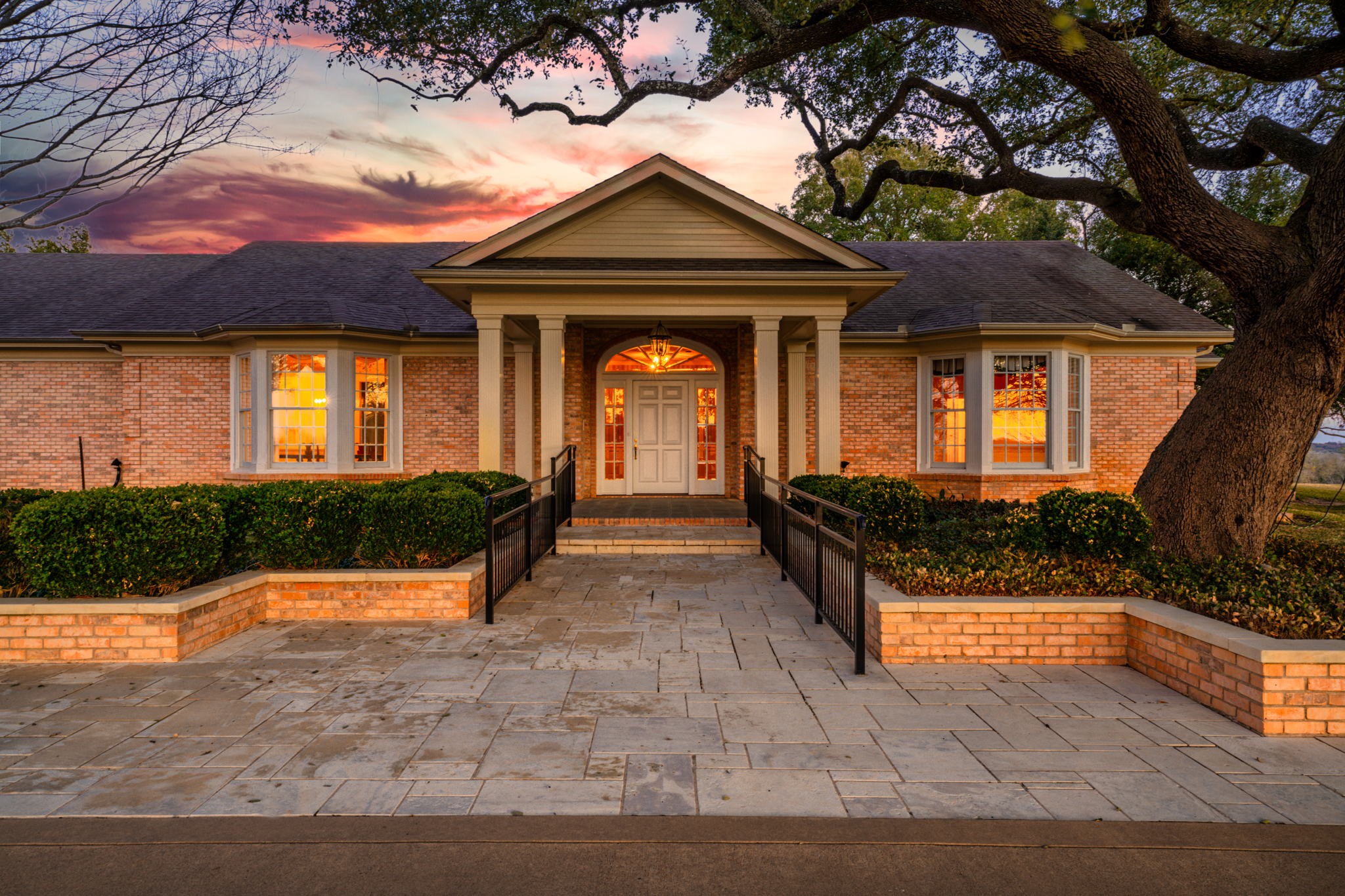 main property photo 18
