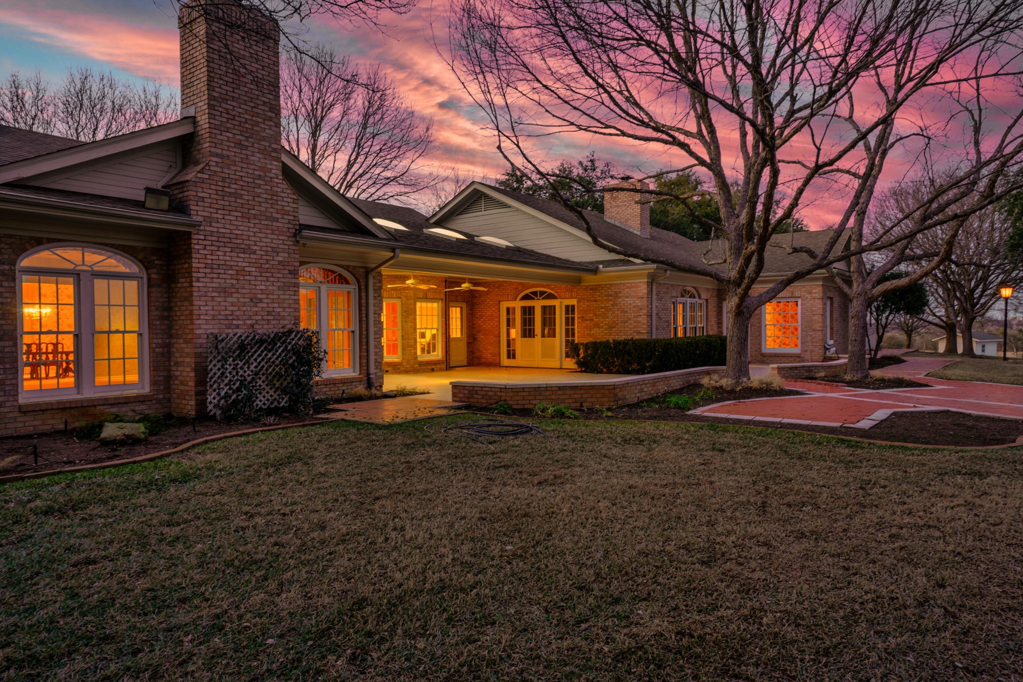 main property photo 22