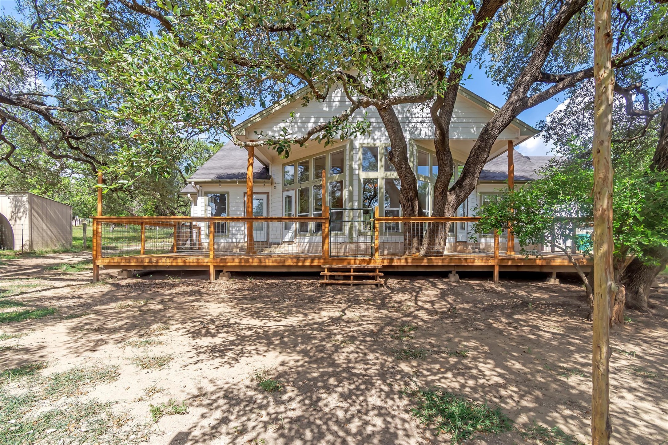main property photo 26