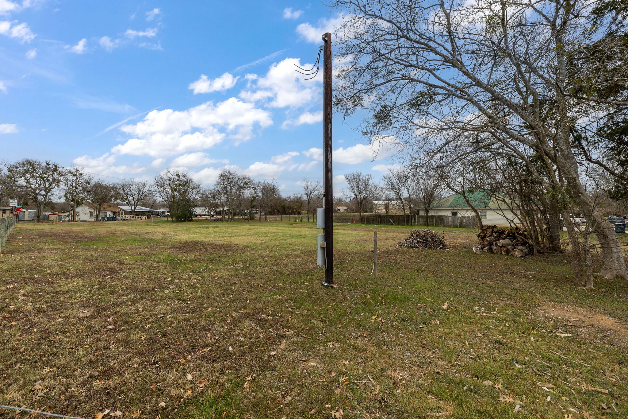 main property photo 12
