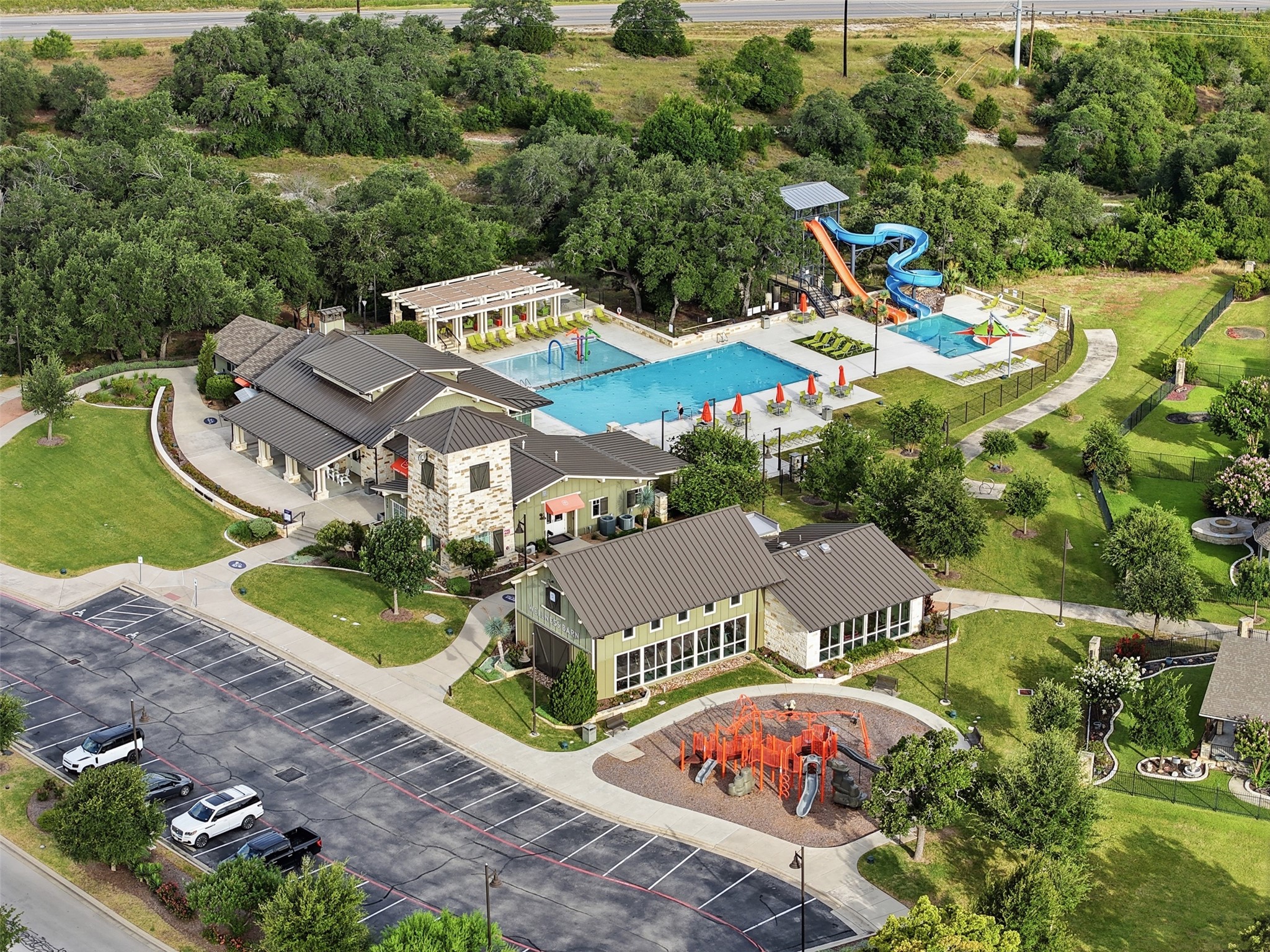 main property photo 34
