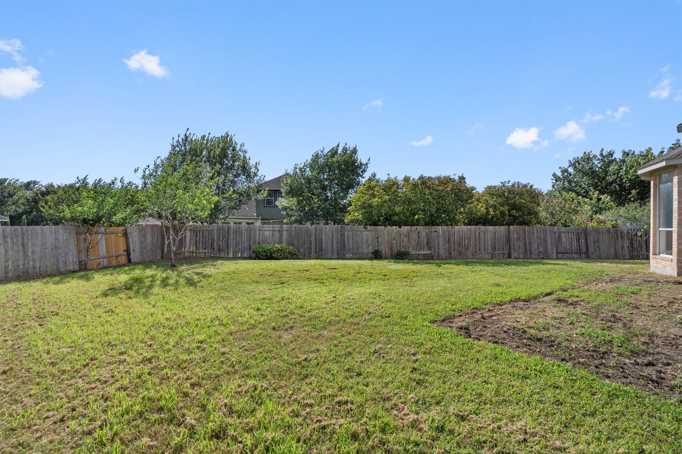 main property photo 31
