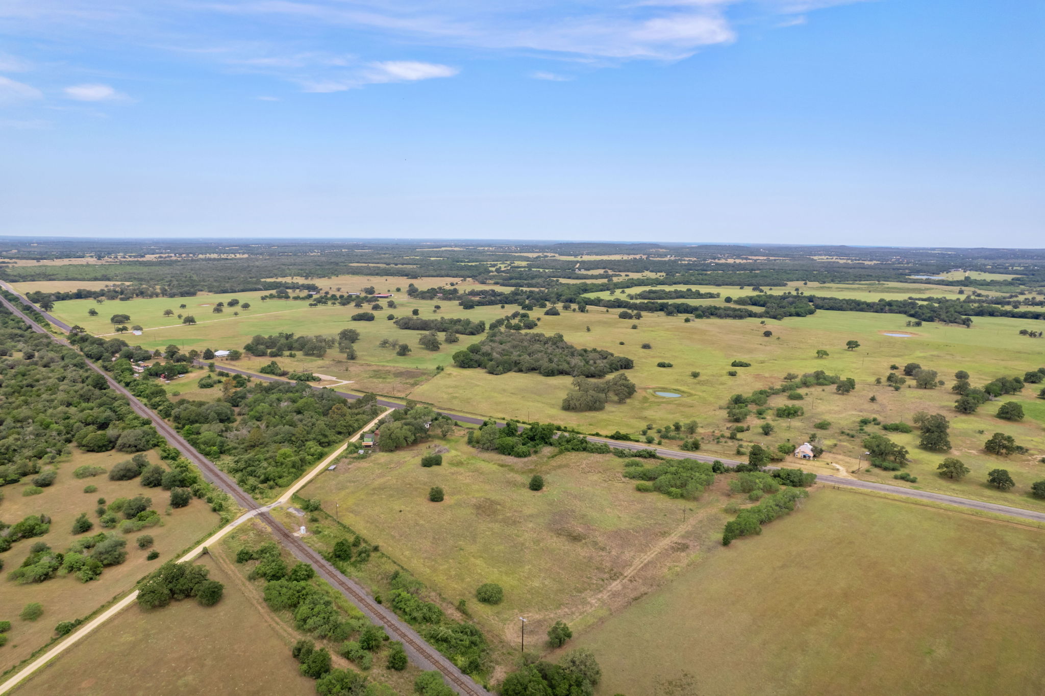 main property photo 30
