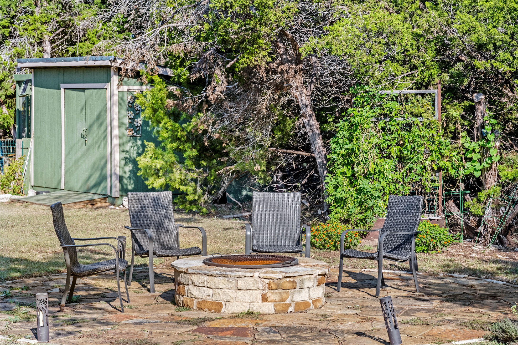 main property photo 27