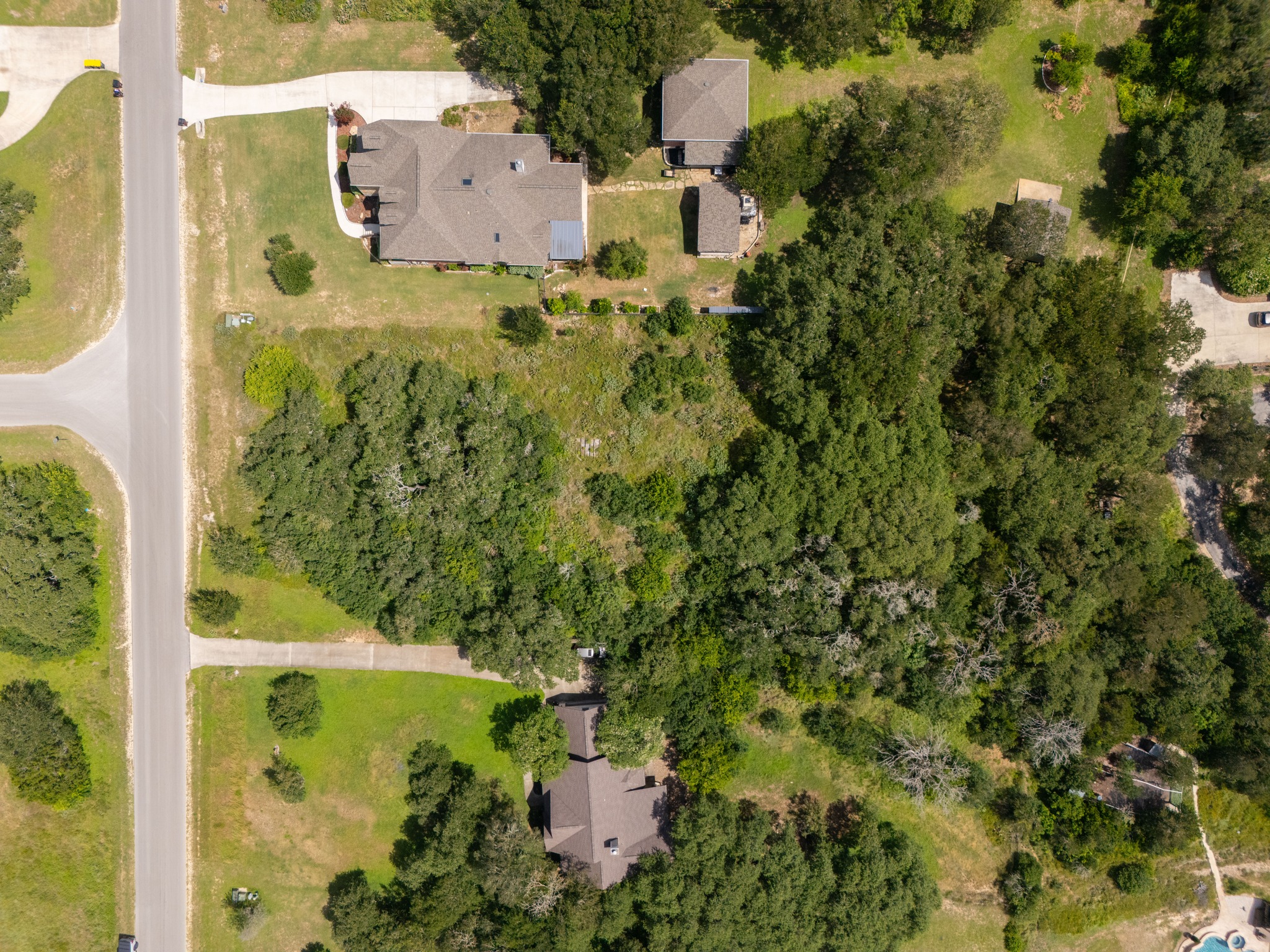 main property photo 4