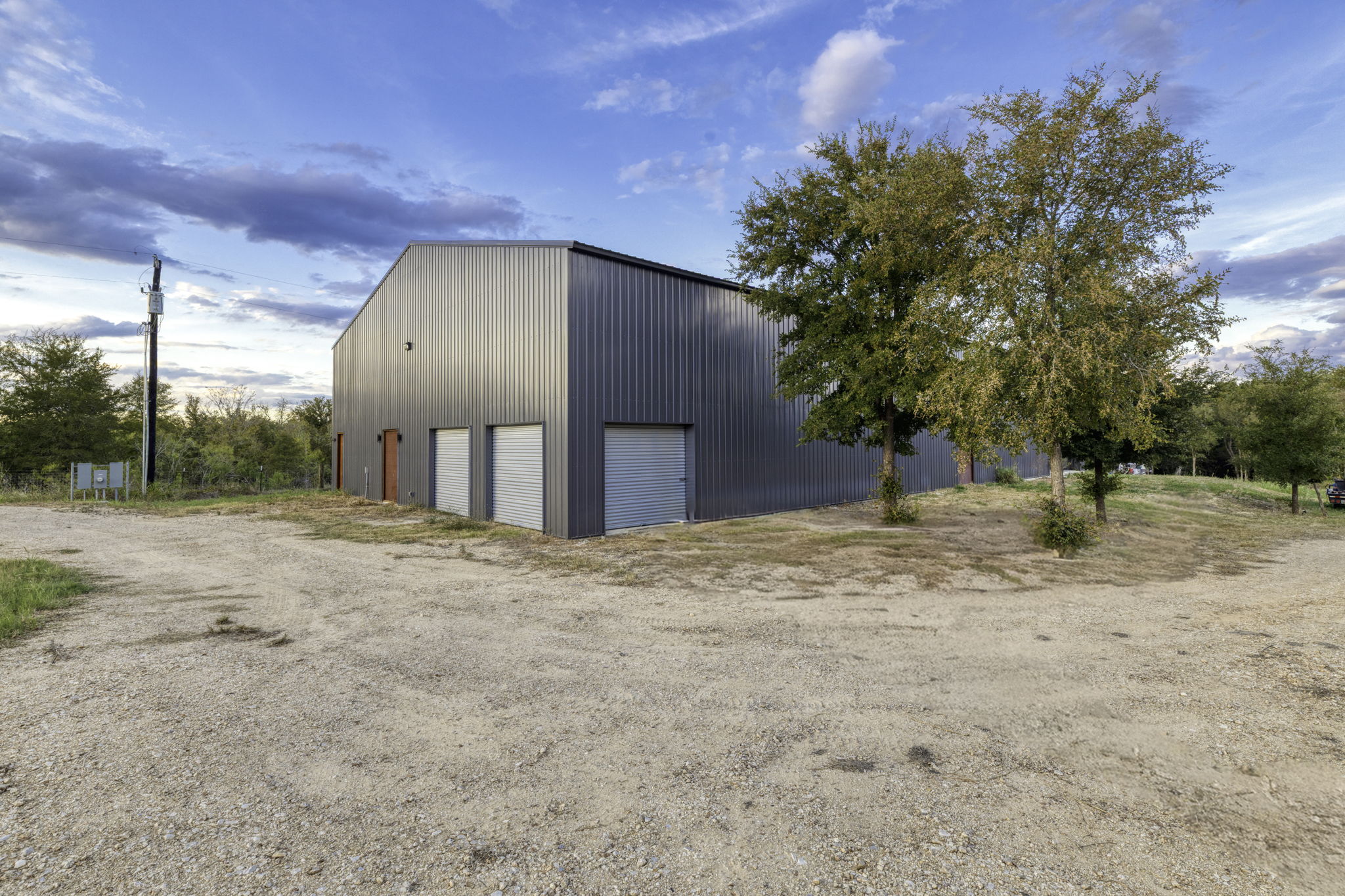 main property photo 18