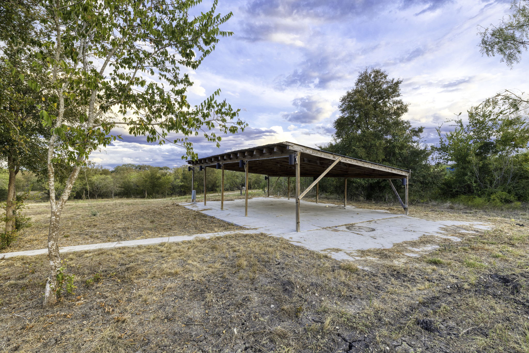main property photo 24