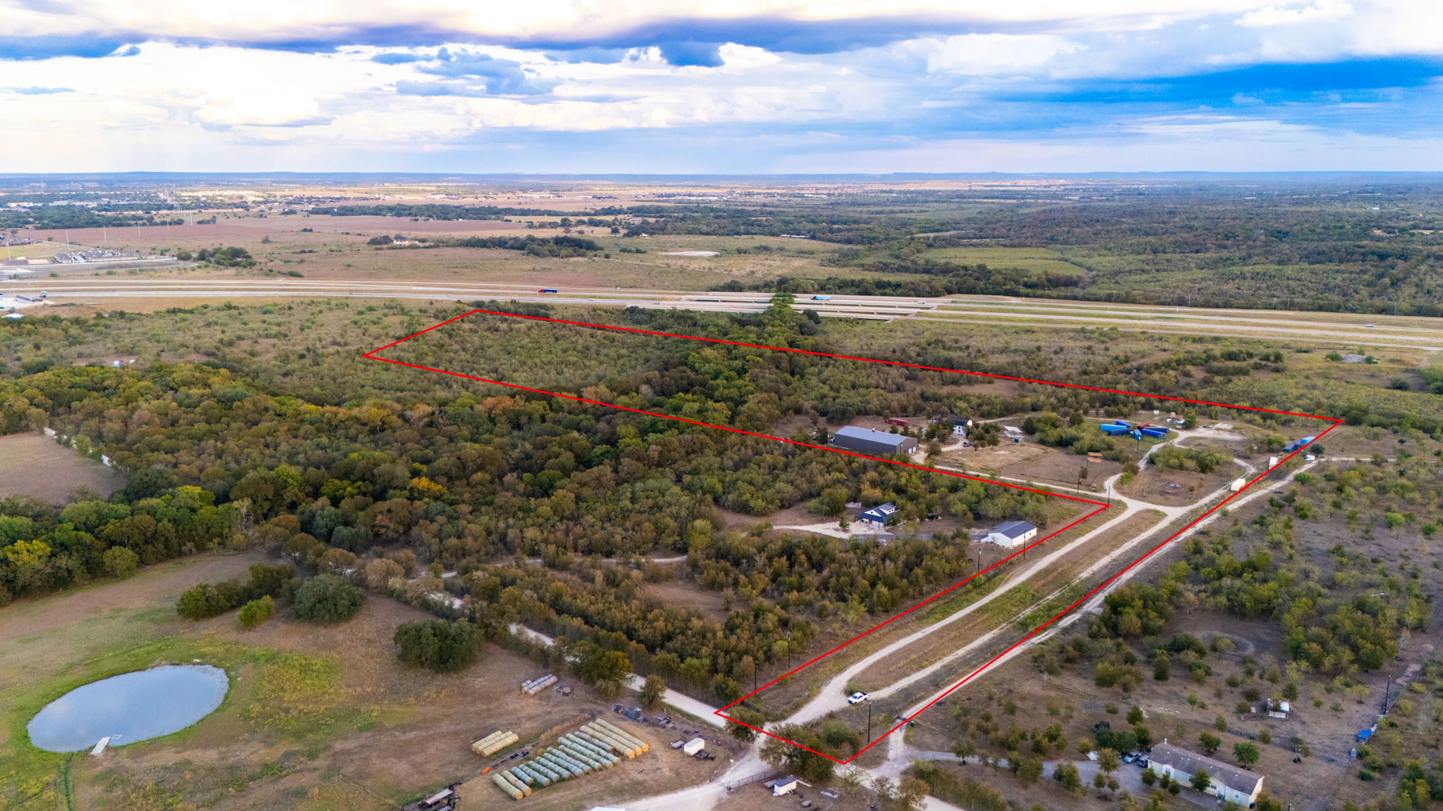 main property photo 25