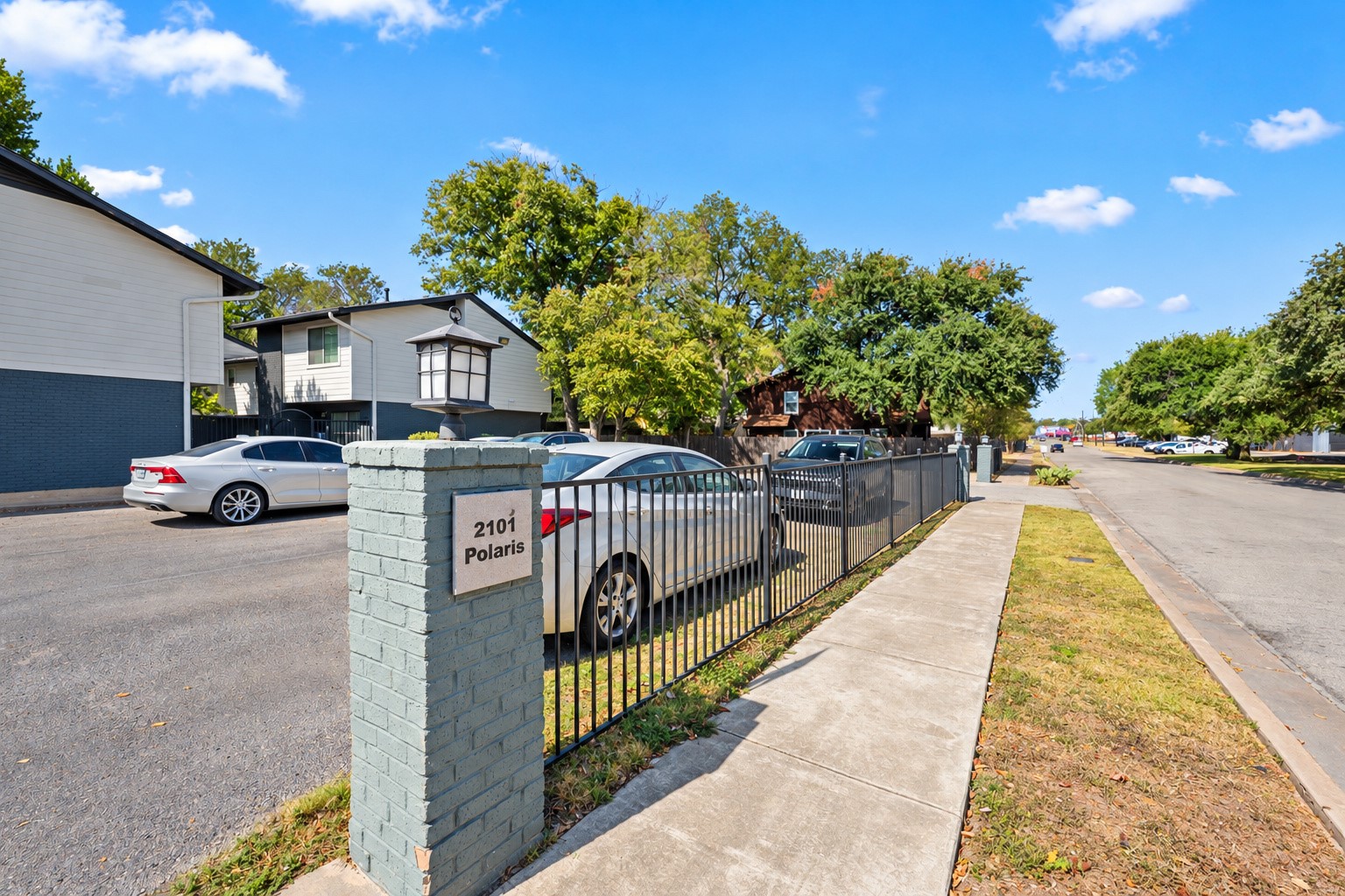 main property photo 34