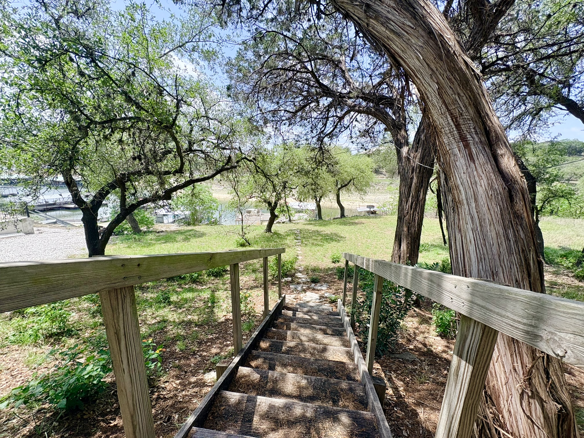 main property photo 24