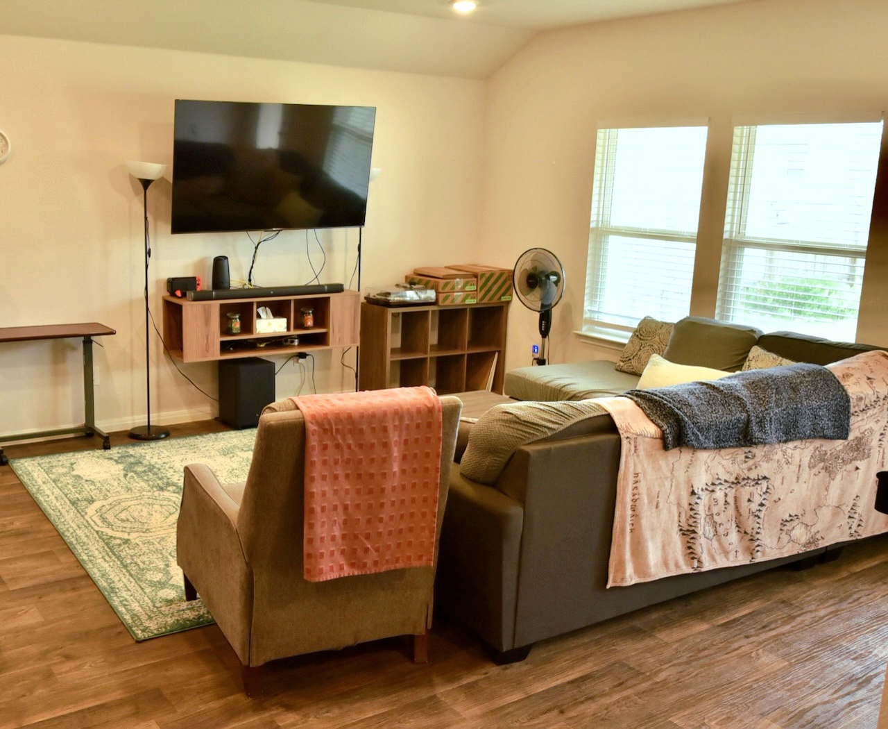 main property photo 7