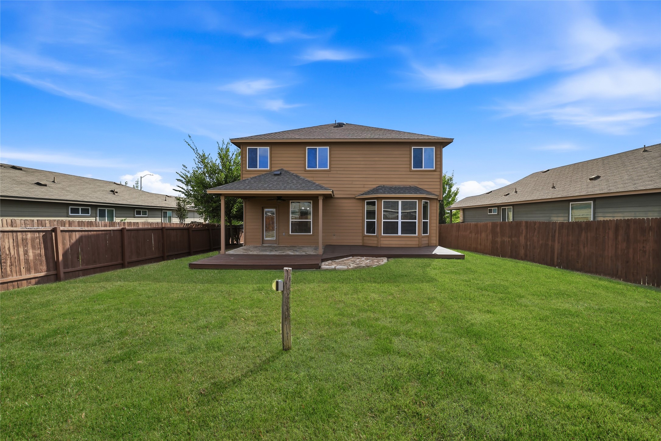 main property photo 27