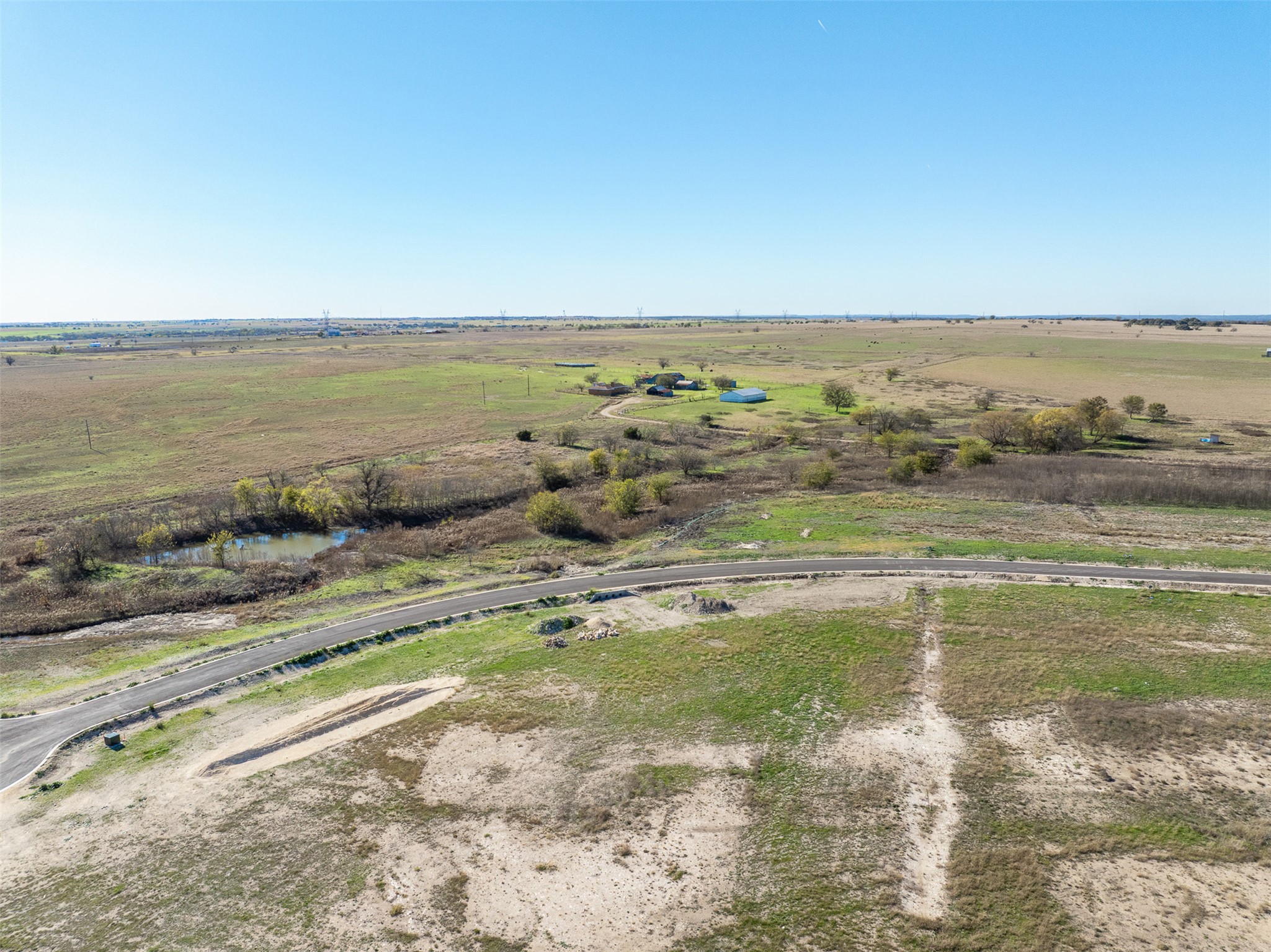 main property photo 4