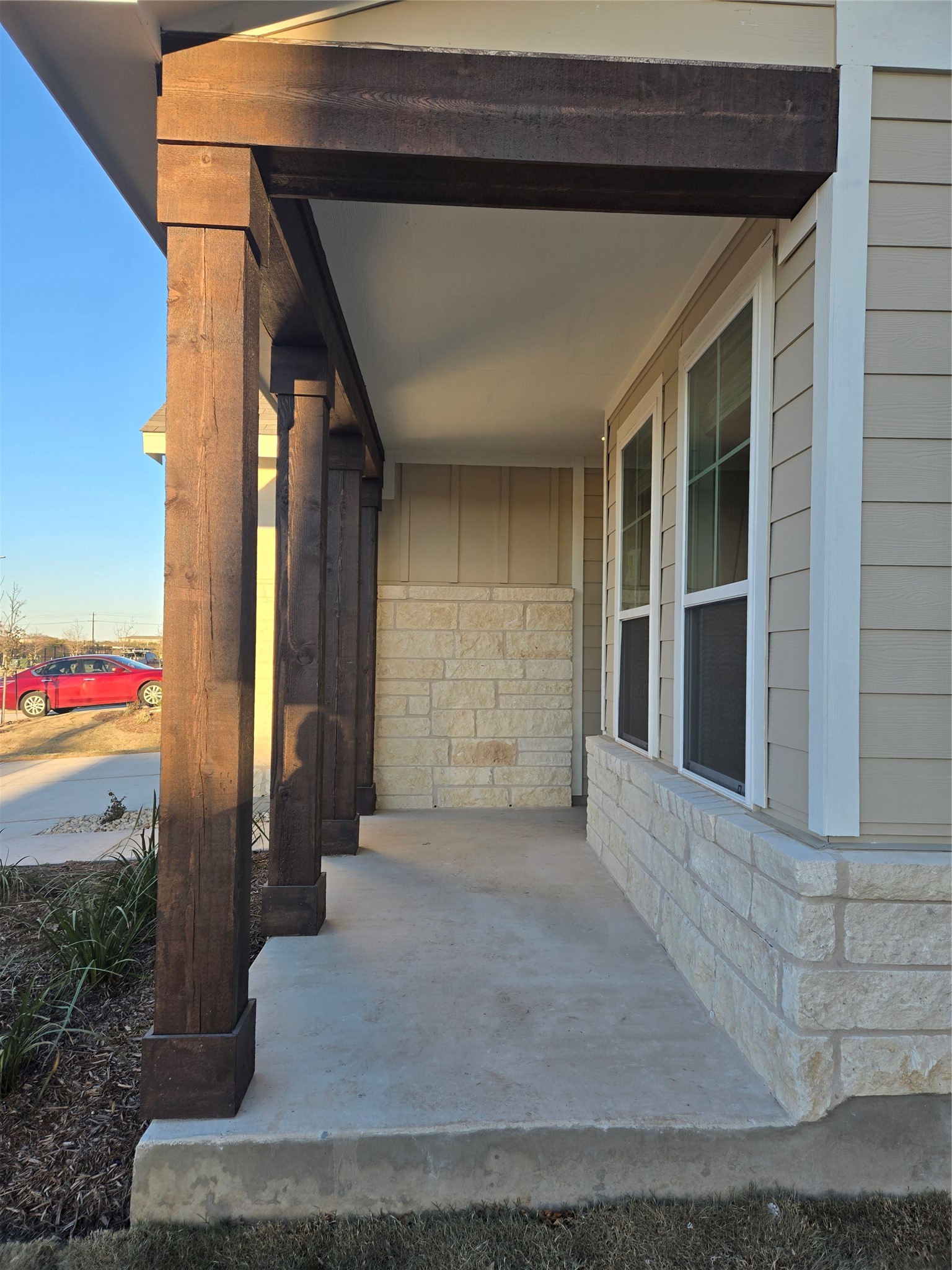 main property photo 6