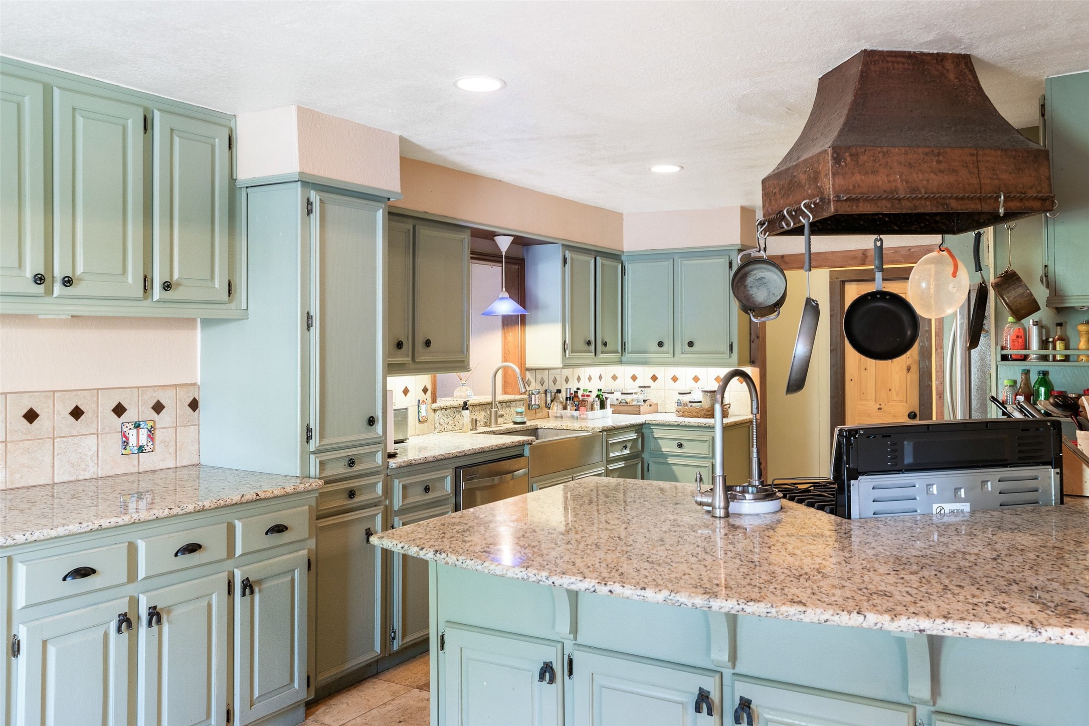 main property photo 14