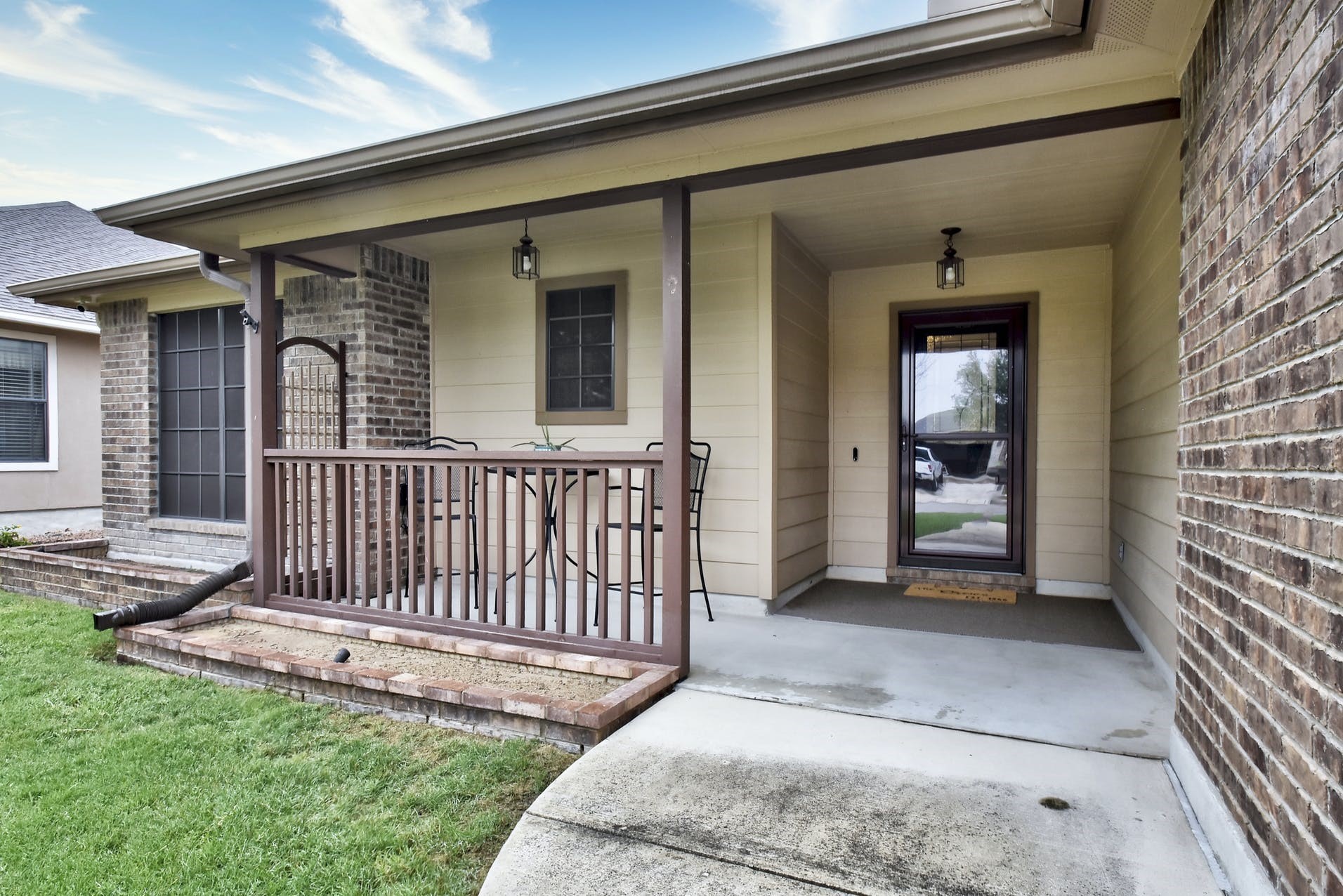 main property photo 23