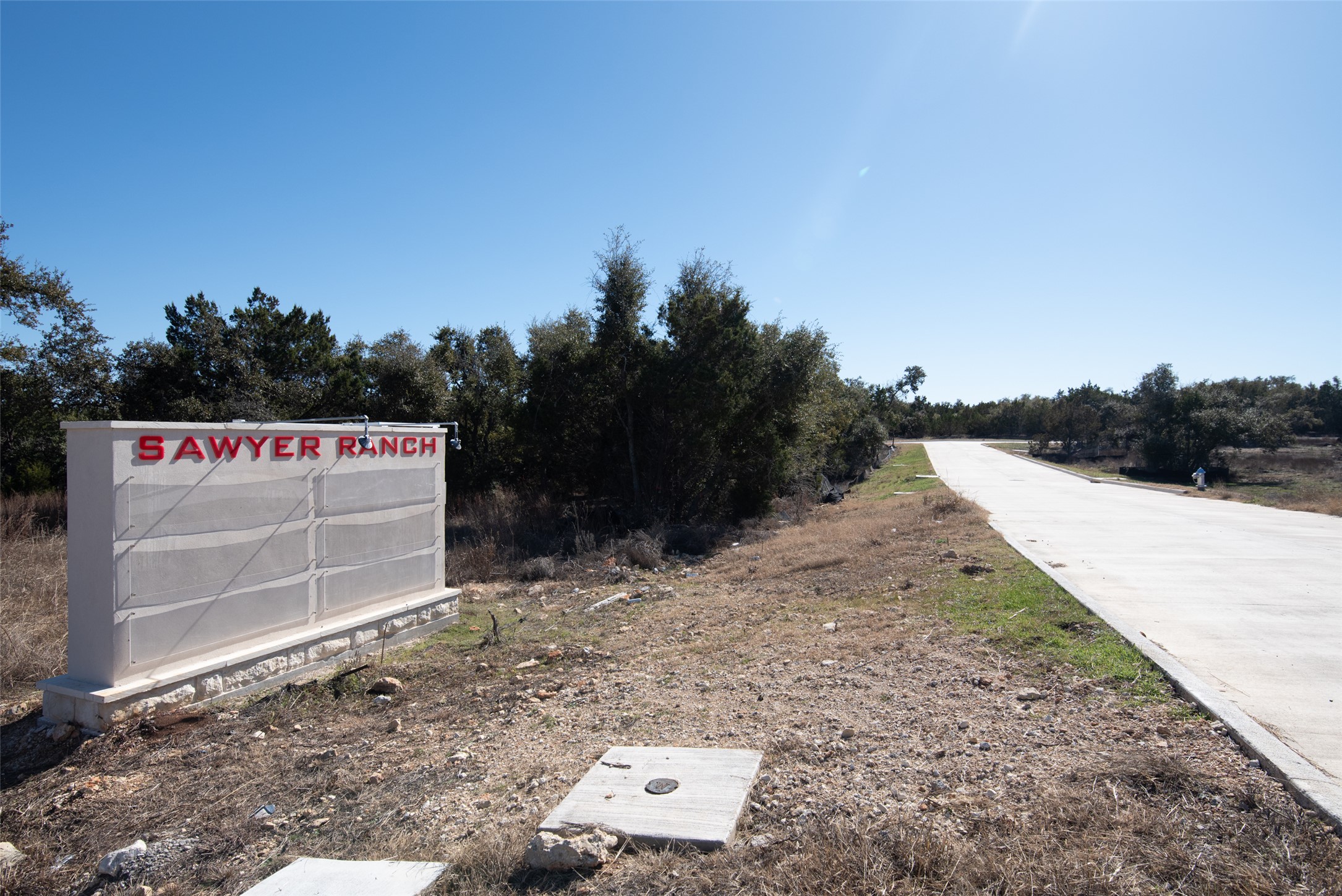 main property photo 28