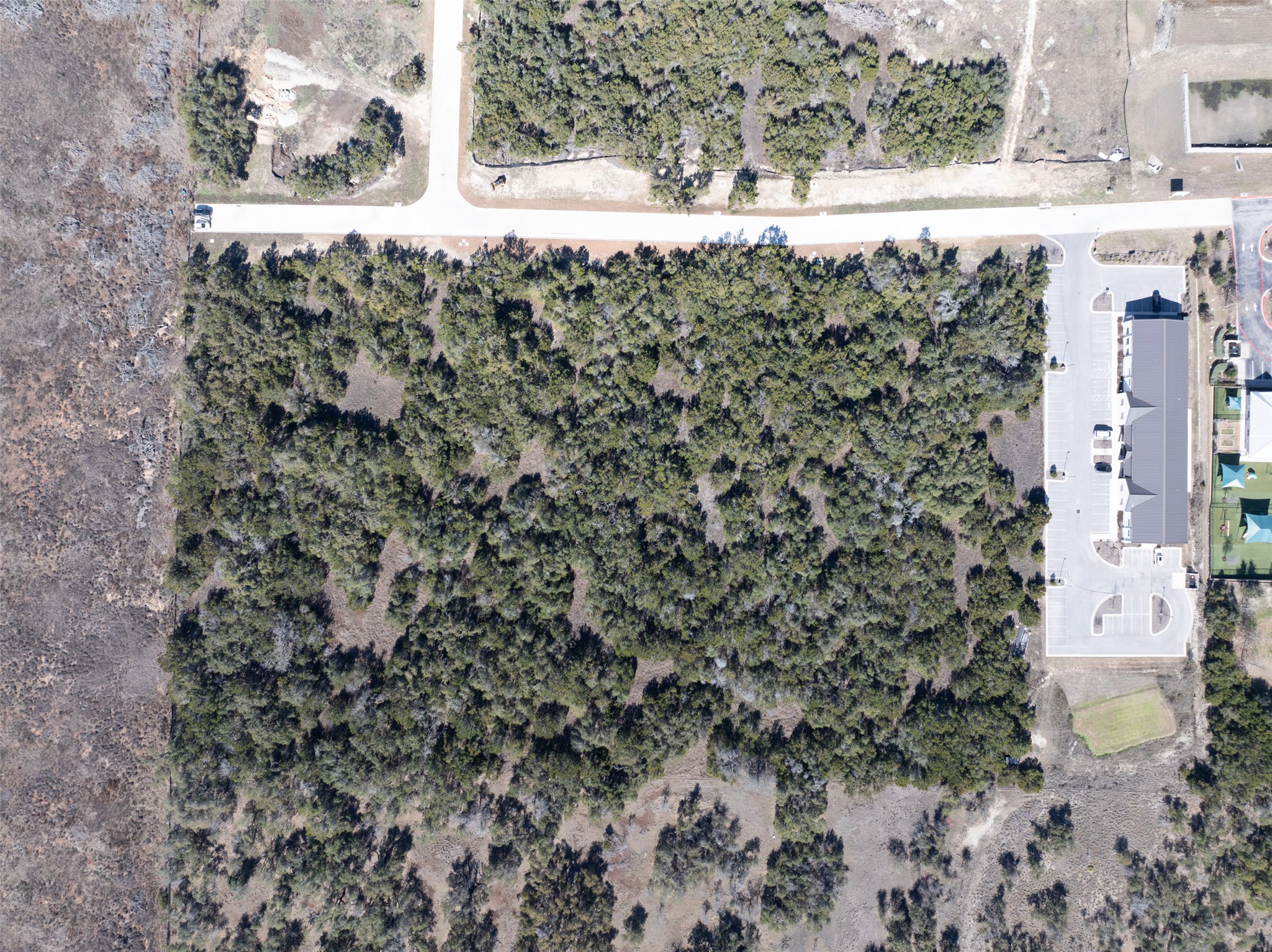 main property photo 7