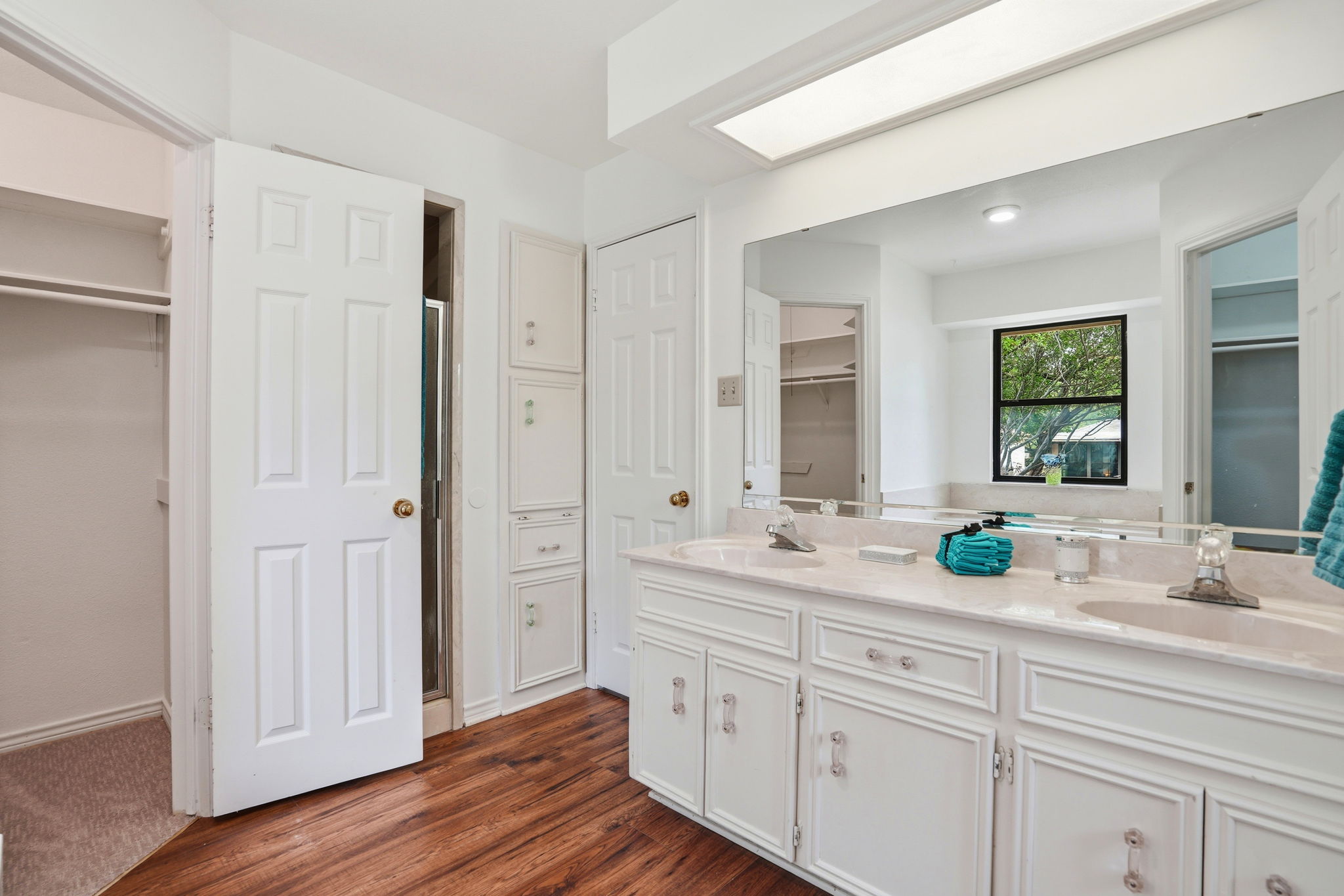 main property photo 36