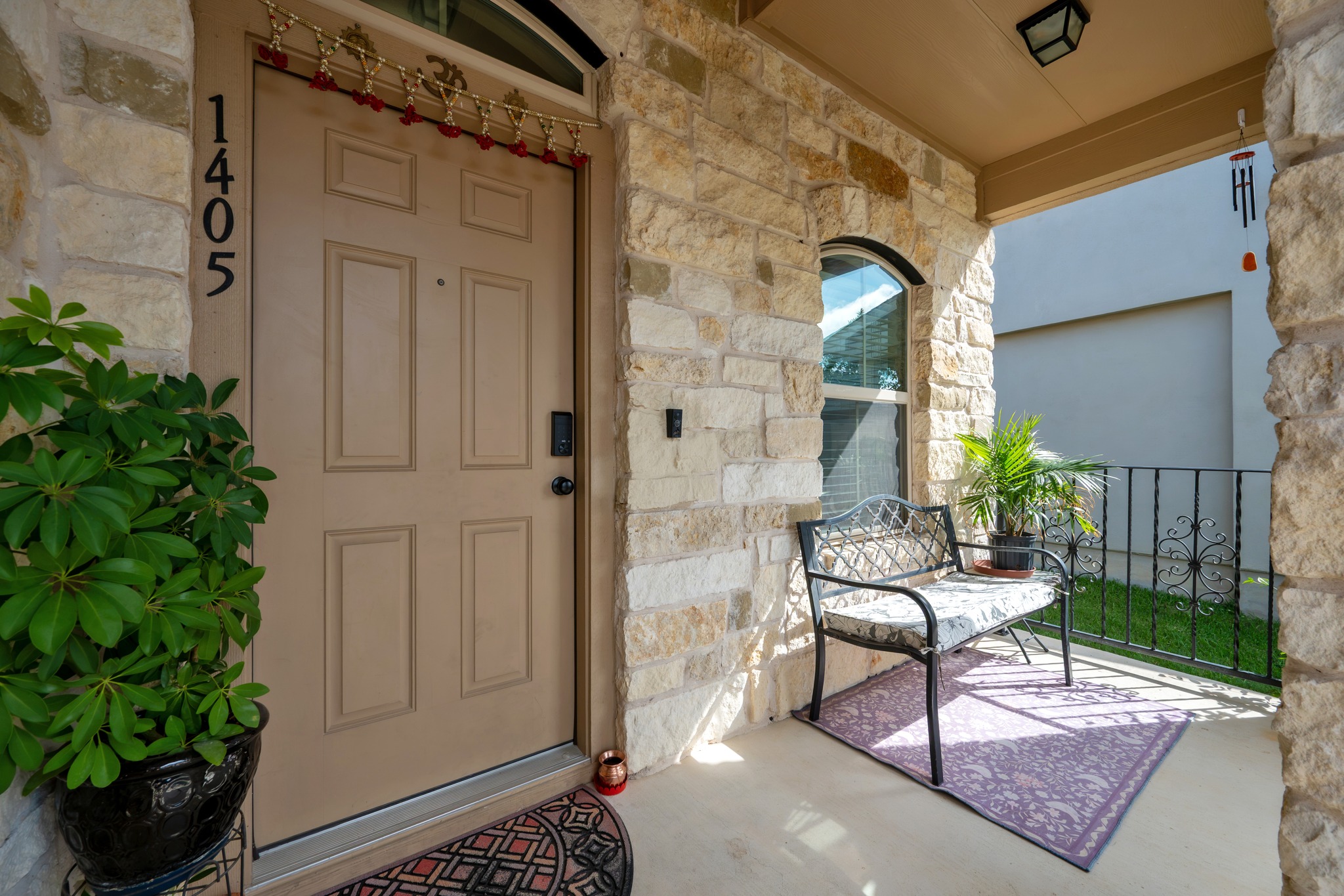 main property photo 3