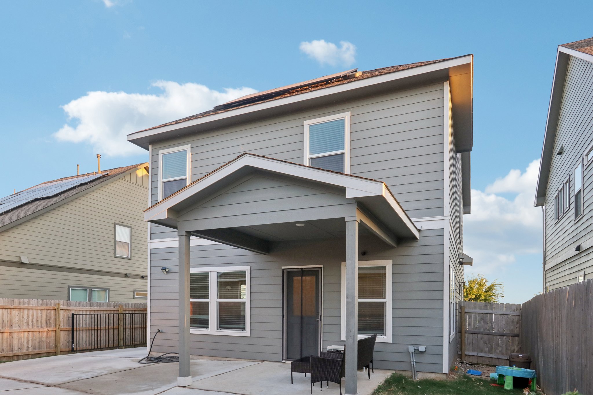 main property photo 23