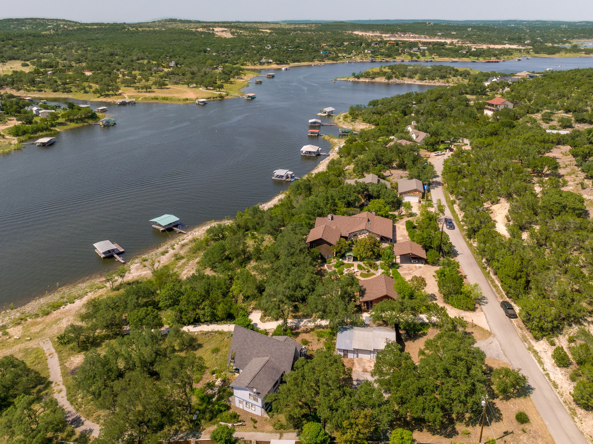 main property photo 14