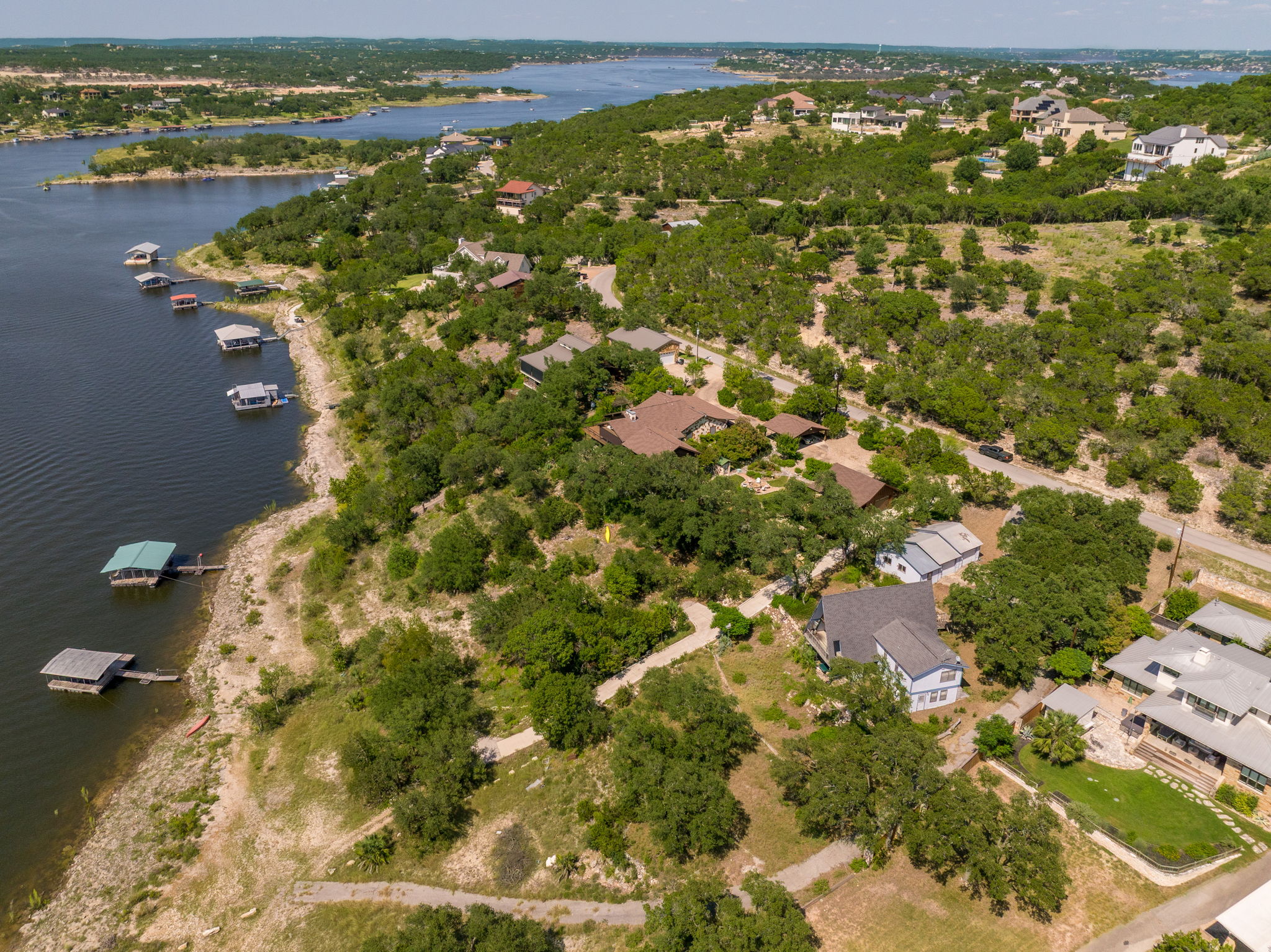 main property photo 15