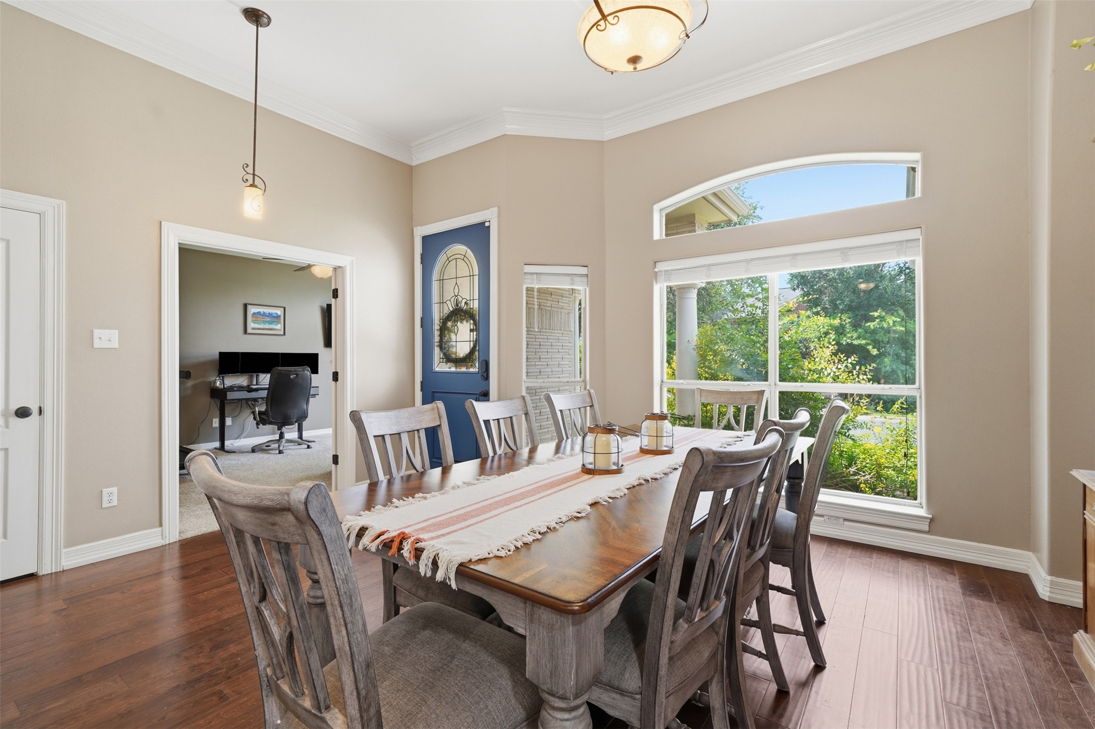 main property photo 7