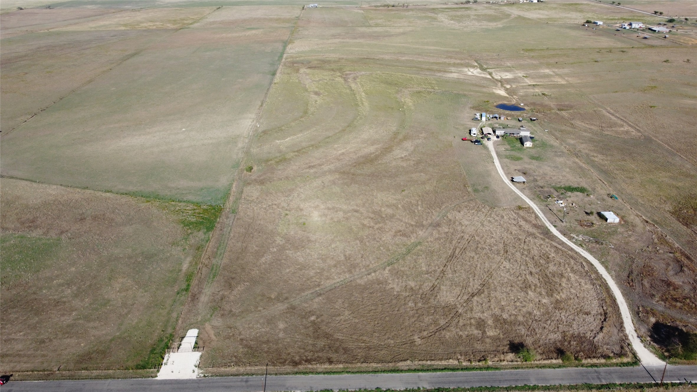 main property photo 8
