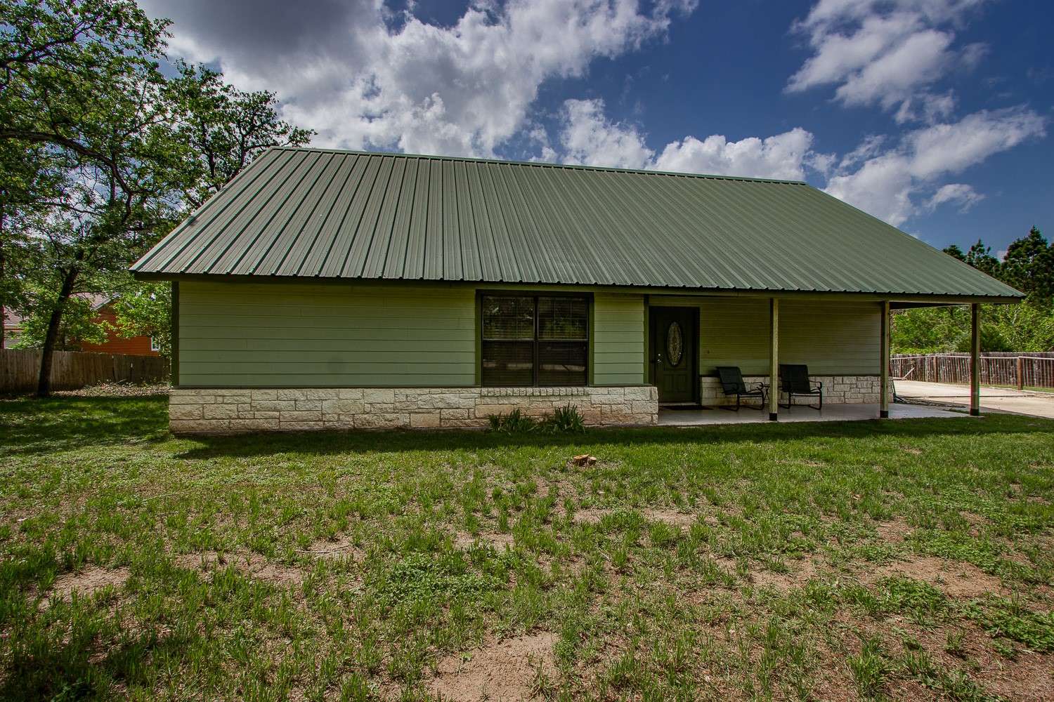 main property photo 25