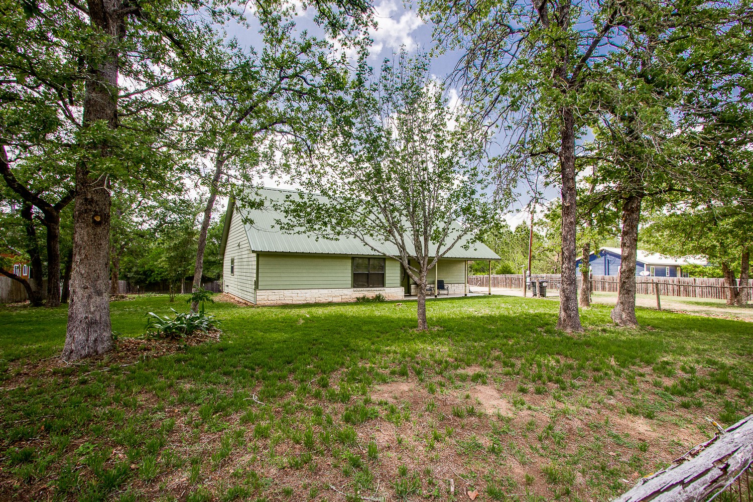 main property photo 26