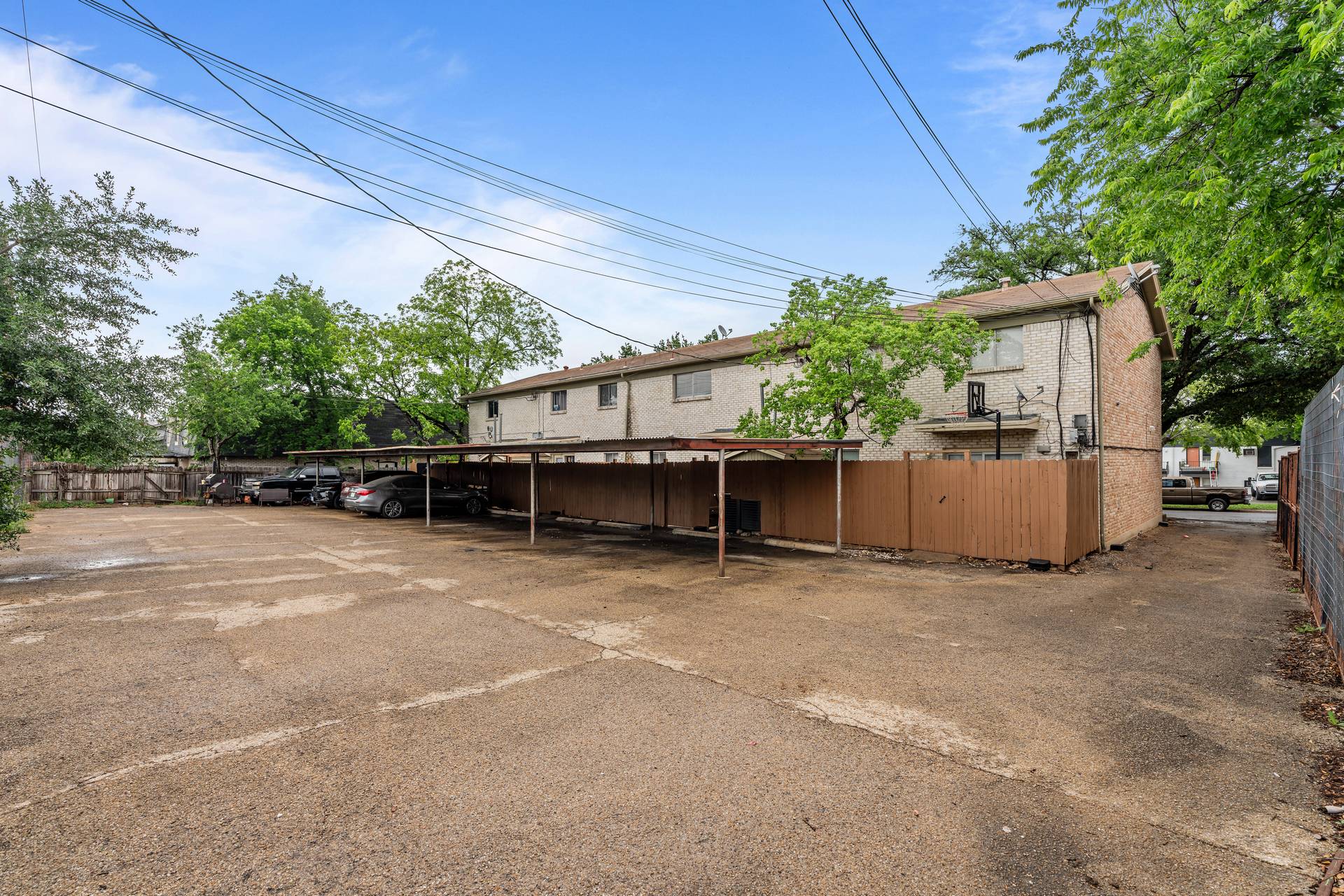 main property photo 36