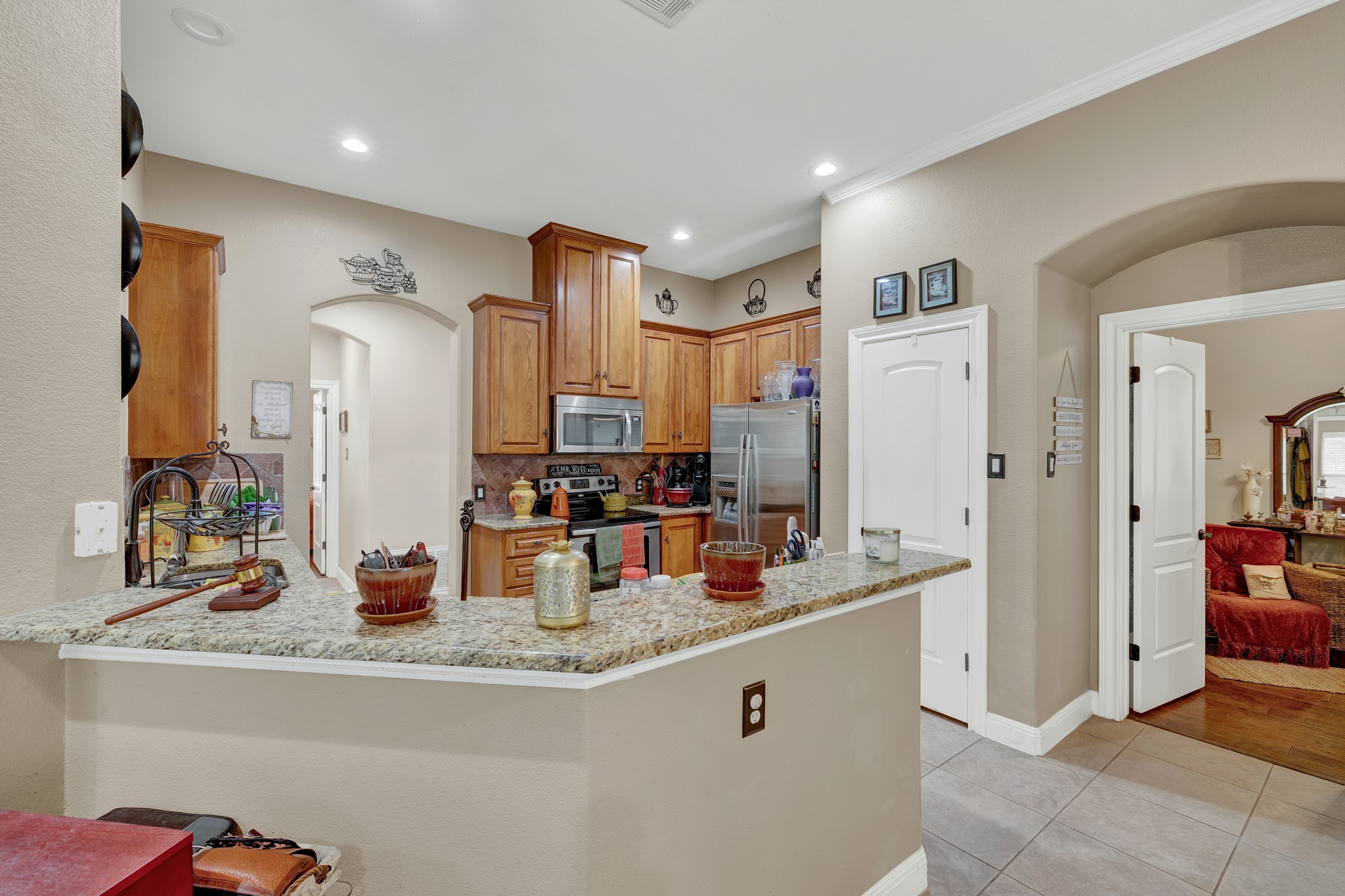main property photo 11