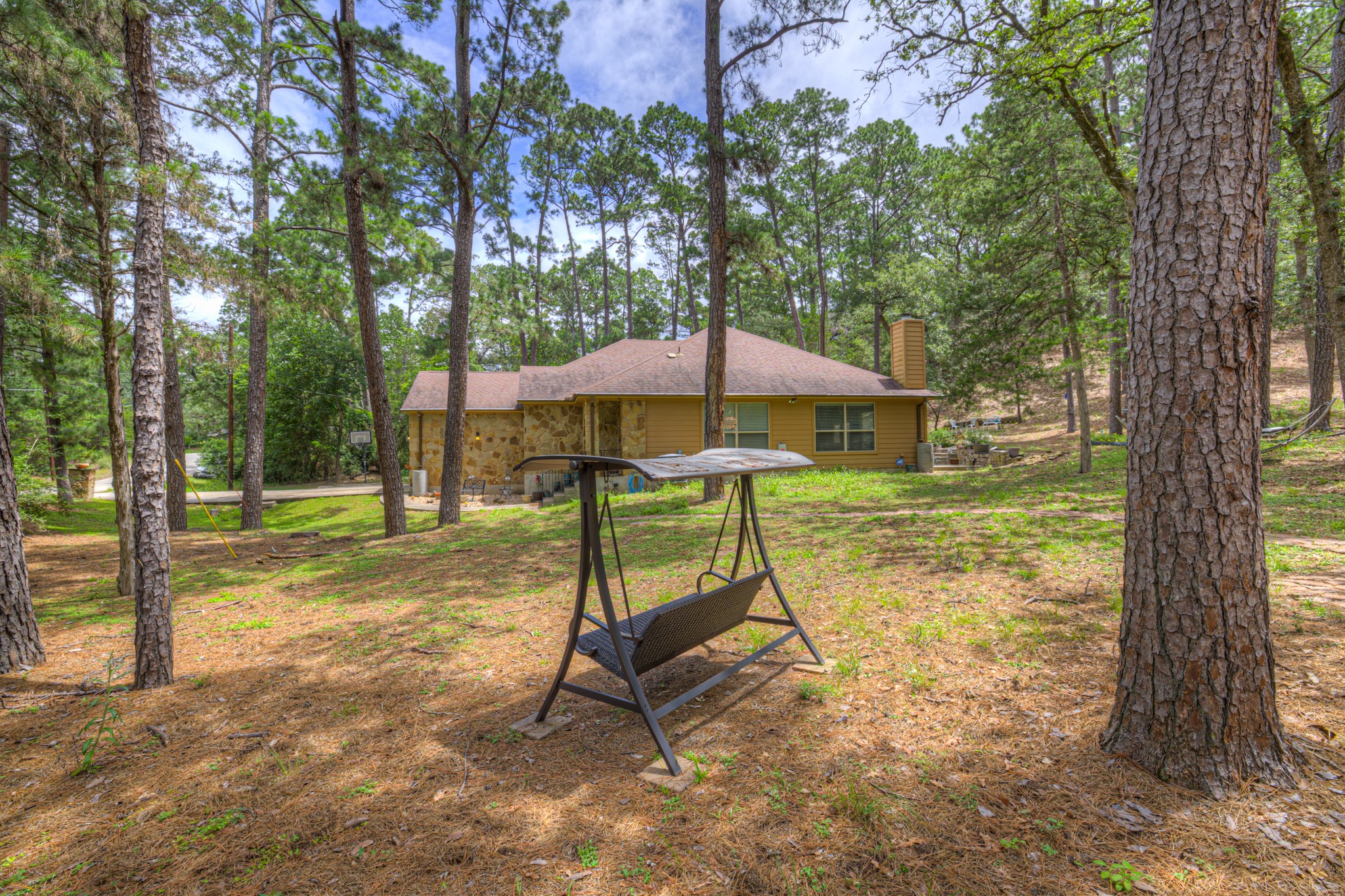 main property photo 25
