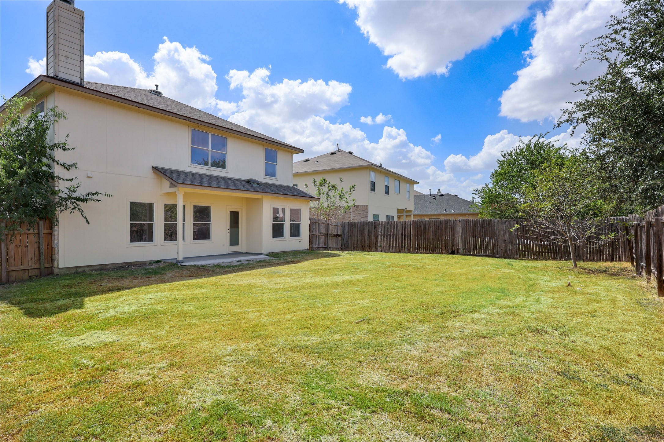 main property photo 34