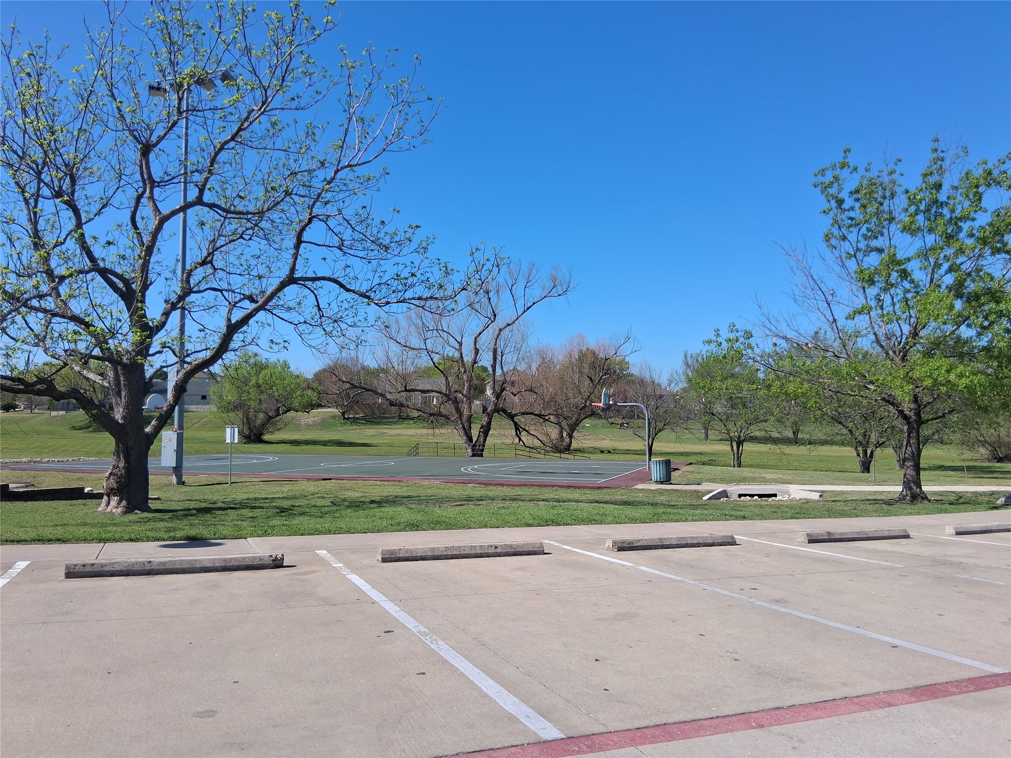 main property photo 34