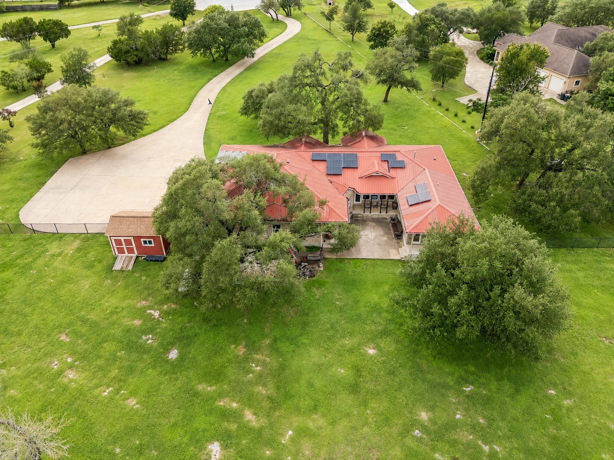 main property photo 33