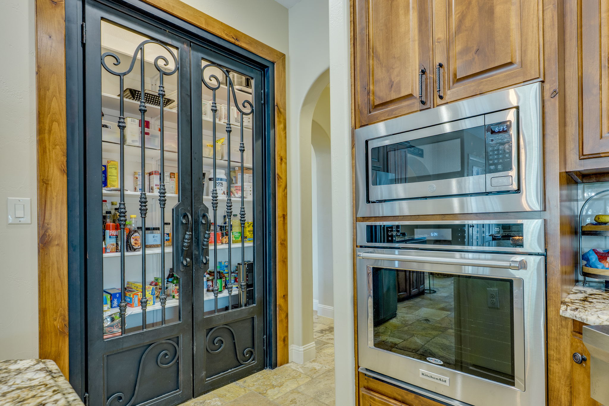 main property photo 16