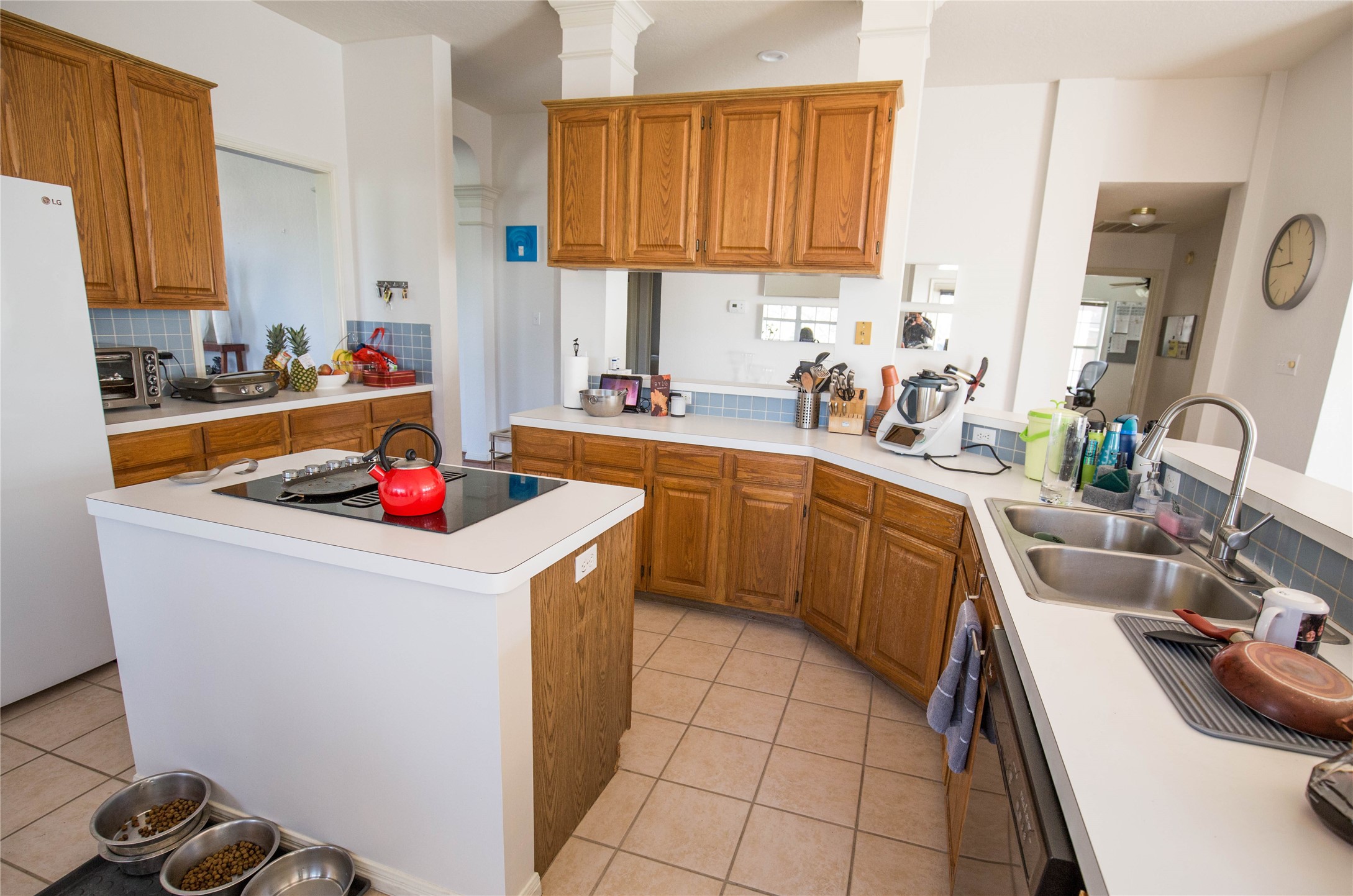 main property photo 14