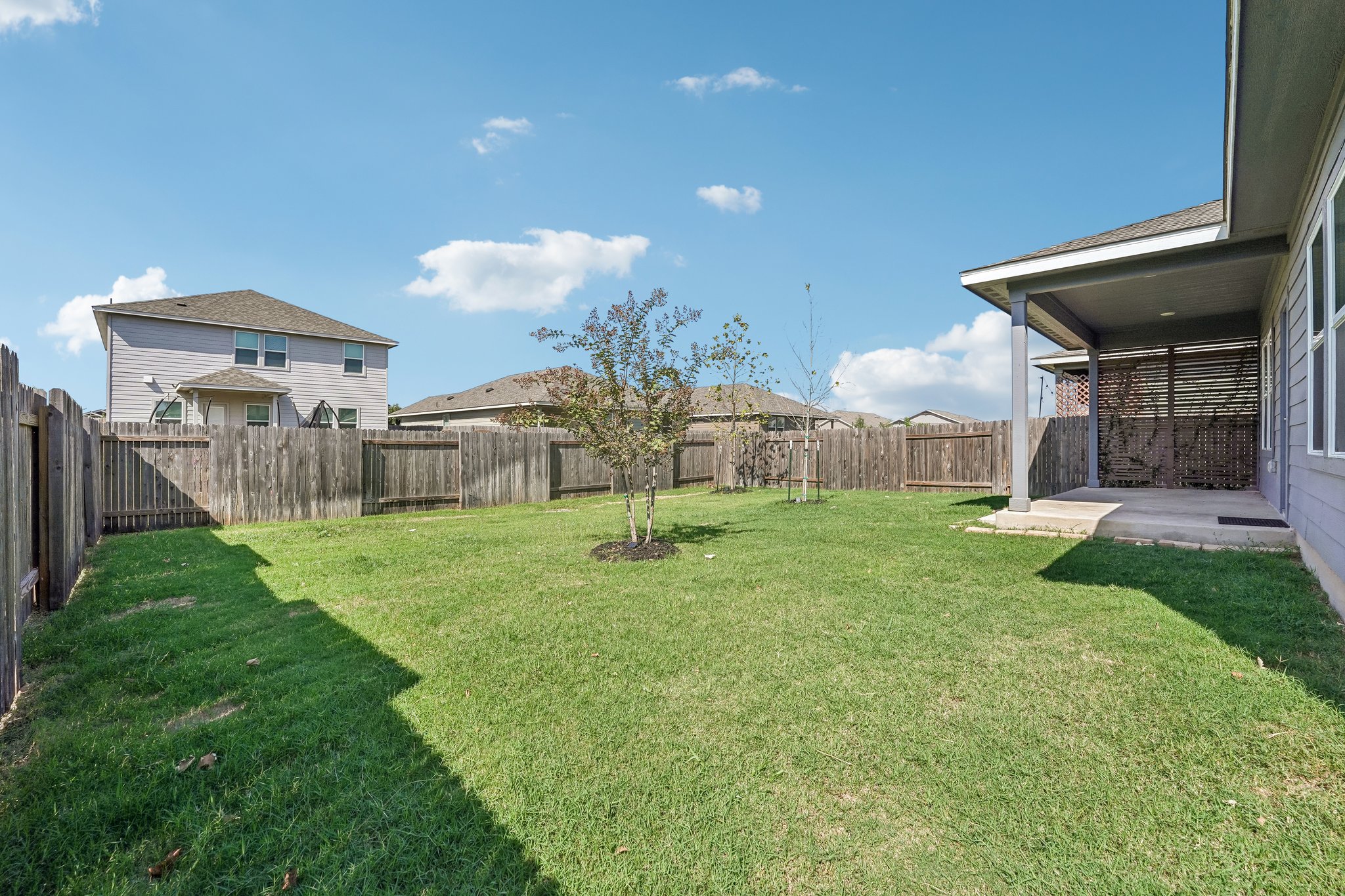 main property photo 31