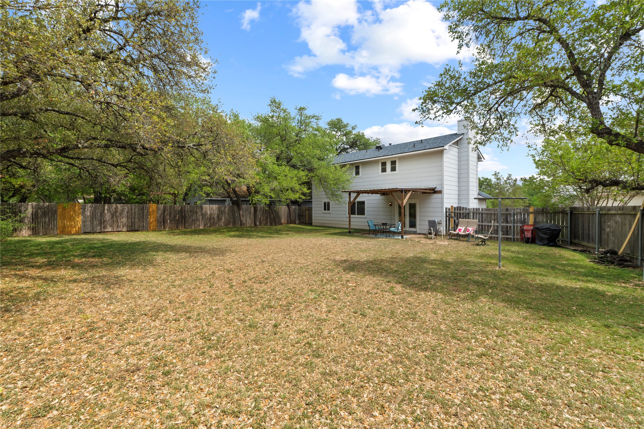 main property photo 26