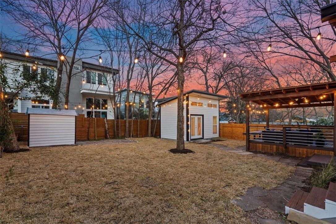 main property photo 28