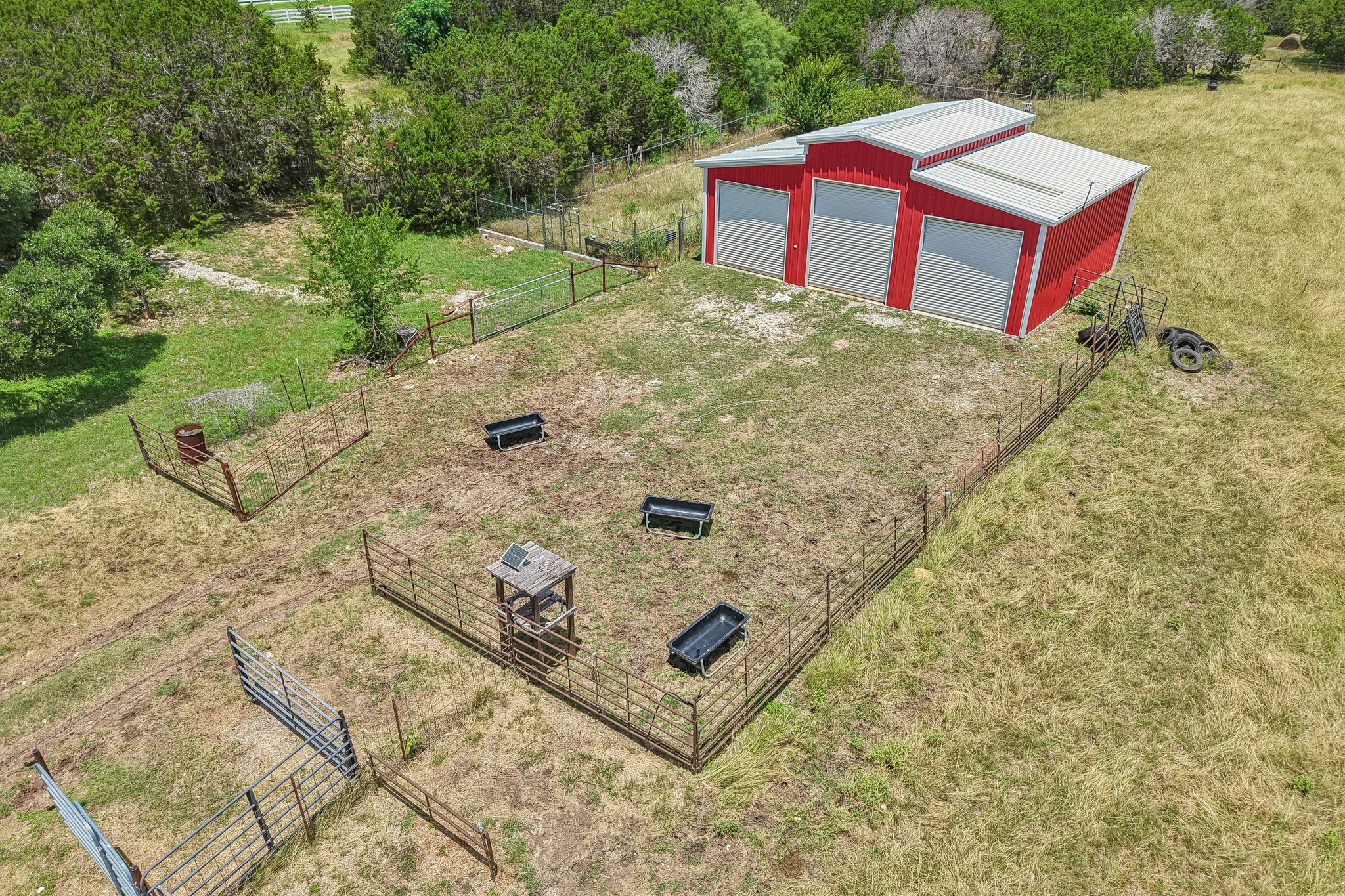 main property photo 34