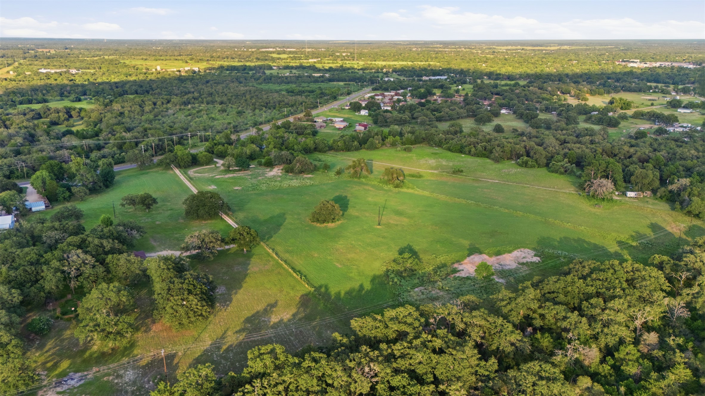 main property photo 6