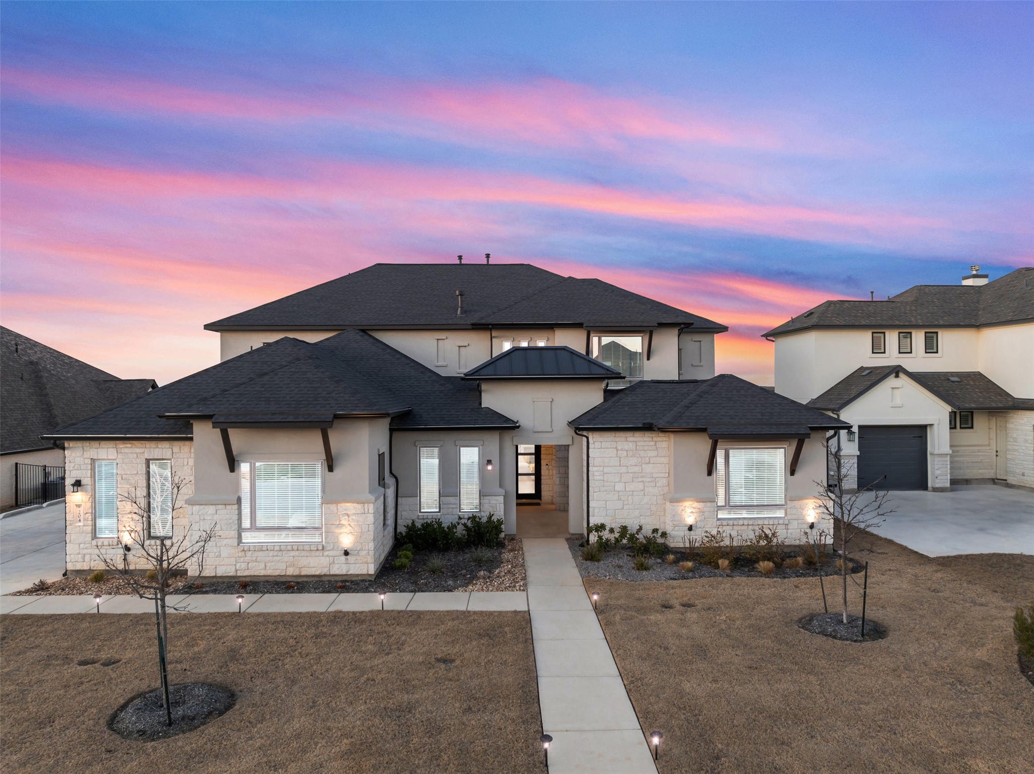 main property photo 37