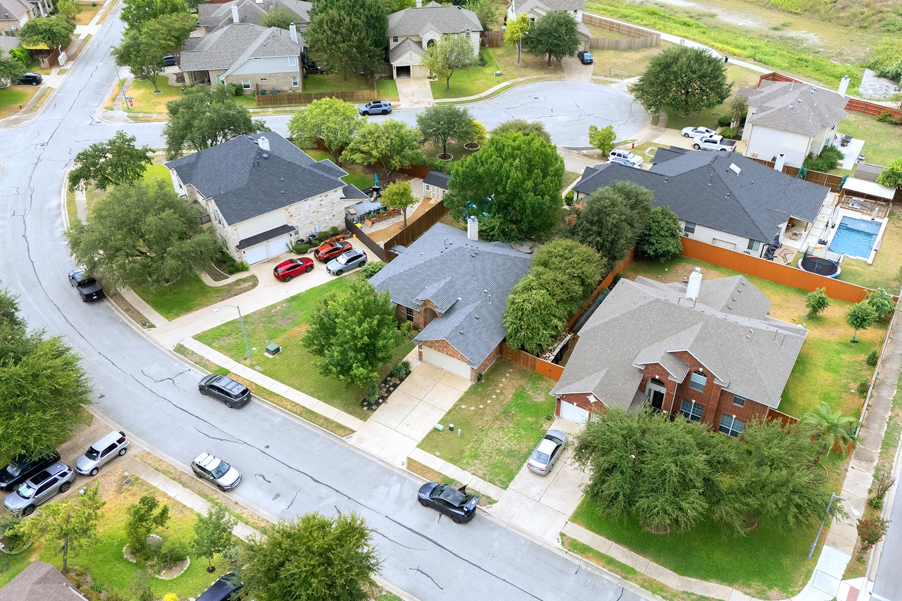 main property photo 27