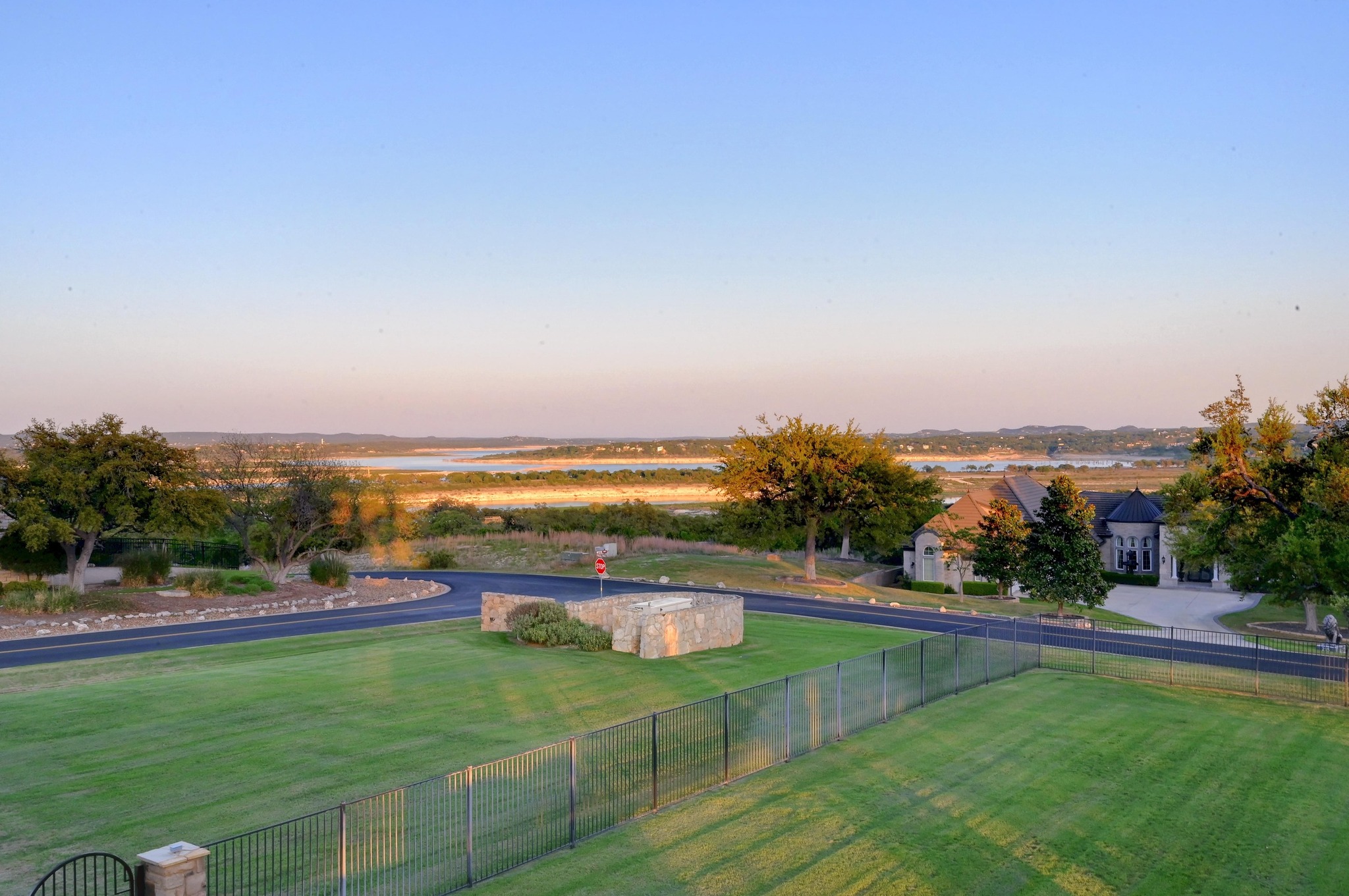 main property photo 36